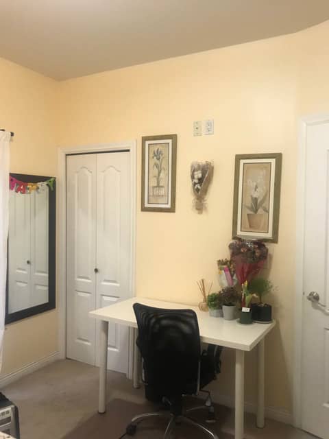 버나비 하우스 룸렌트합니다!! 발코니 있는 방$850, 2층 방$800 12/1입주가능 썸네일