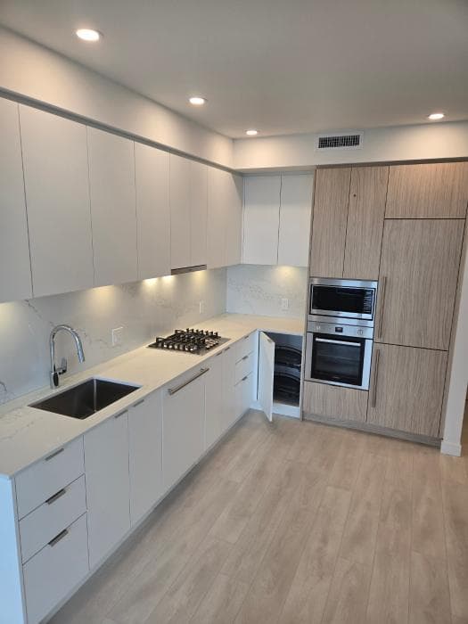 Jinju condo 1bd 8월 첫 입주하실 세입자 모십니다.(537 Cottonwood ave, Coquitlam, BC) 썸네일