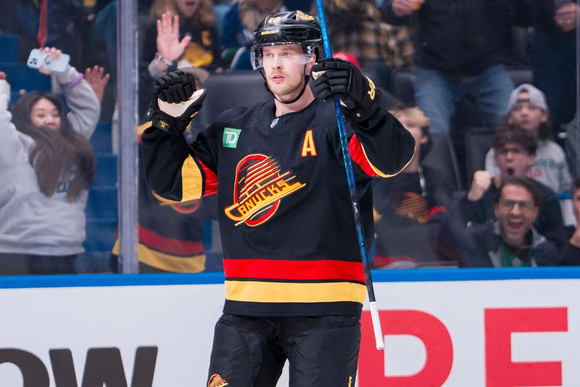 밴쿠버 커넉스, 엘리아스 페테르손 활용법을 바꾼다! 새로운 도전이 기대되는 이유-이미지