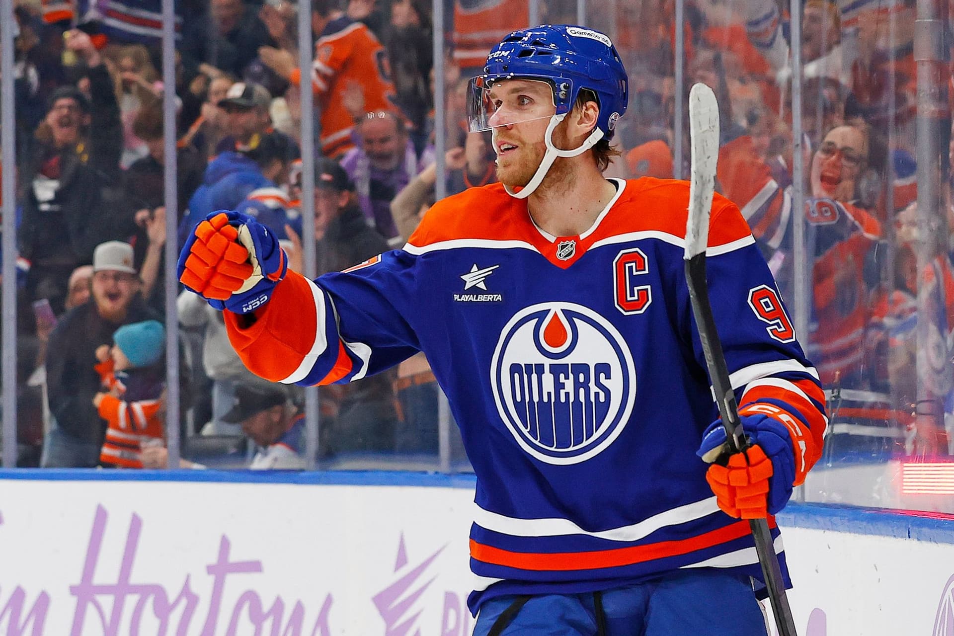 McDavid, 드라이자이틀보다 낮은 연봉으로 에드먼턴과 2년 계약 체결-이미지