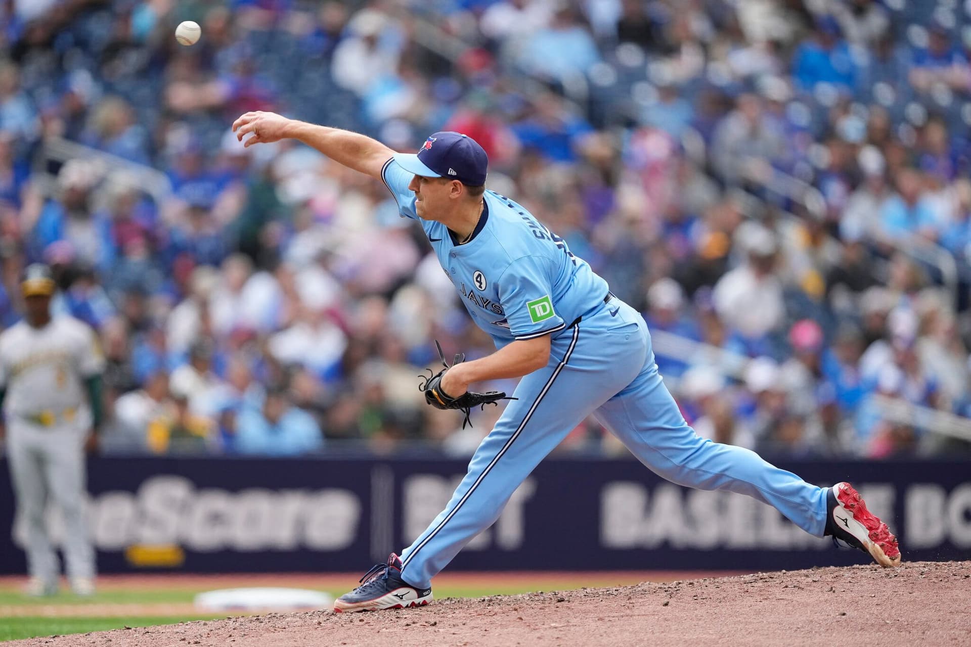 방출된 후에도 여전히 응원하는 전 토론토 블루제이스 투수, 에릭 스완슨-이미지