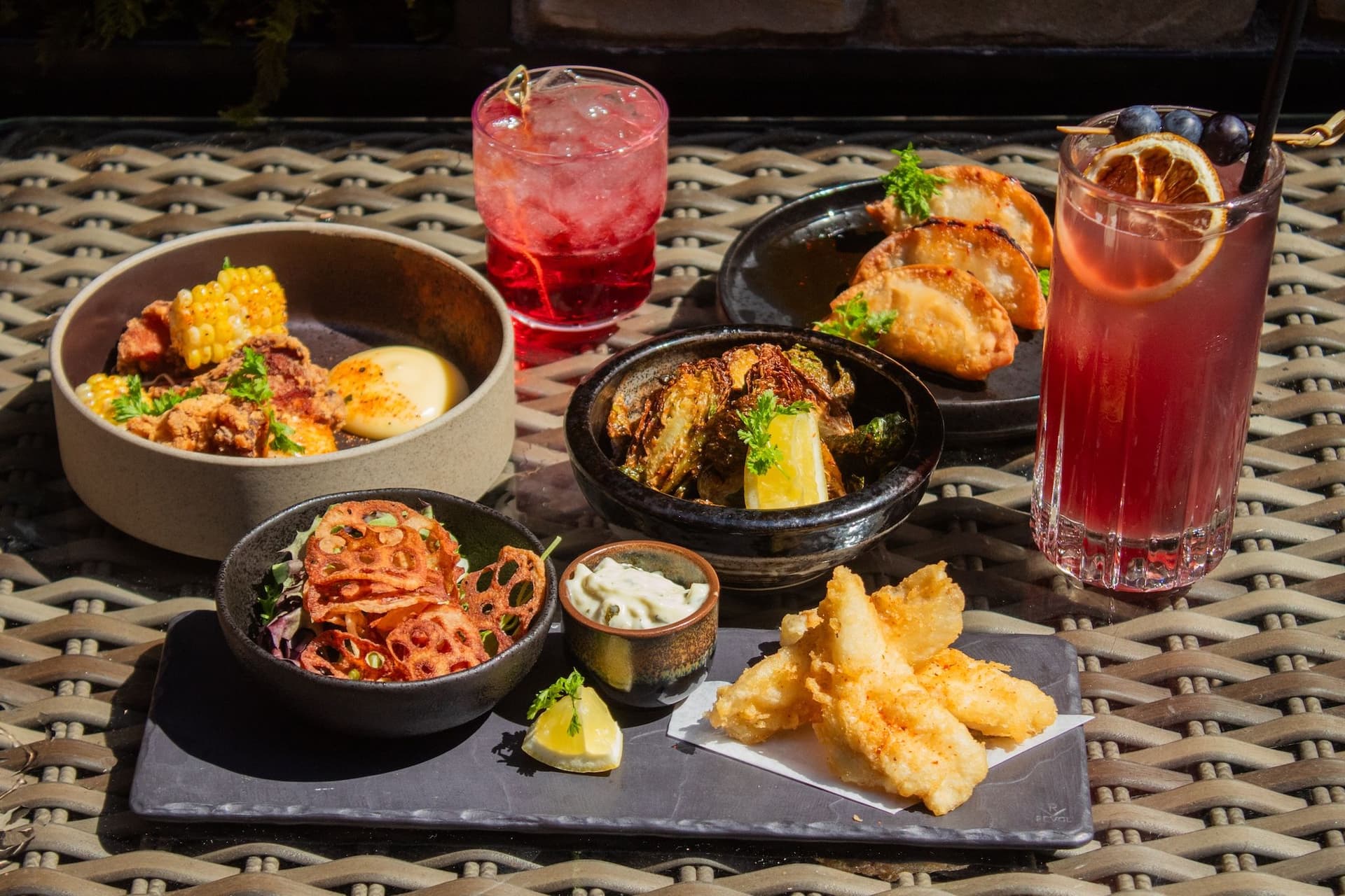 밴쿠버 가을을 더 즐겁게! 놓칠 수 없는 해피아워 4곳-이미지