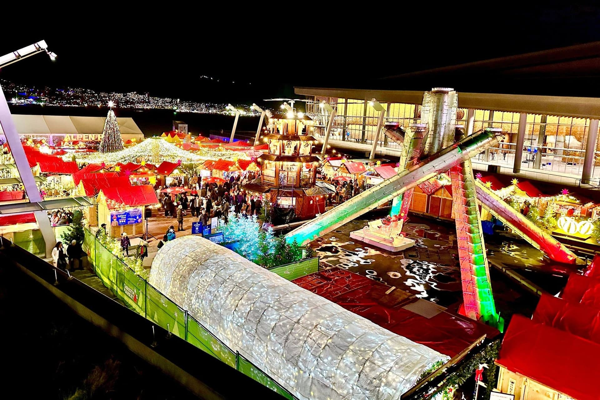 https://display.dailyhive.com/uploads/2025/09/Vancouver-Christmas-Market.jpg