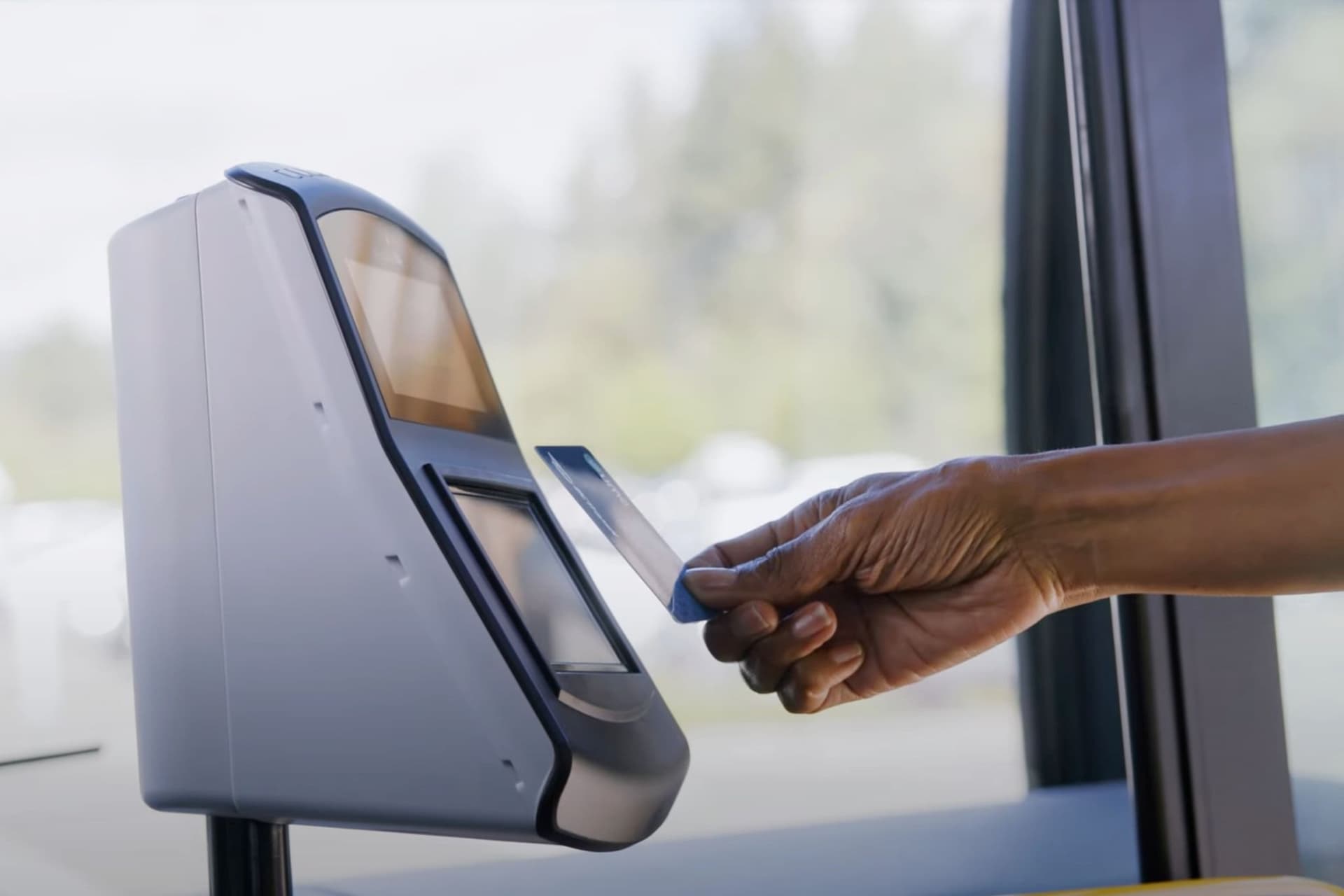 BC Transit Umo 시스템에서 이제 일부 TransLink Compass 카드 사용 가능! 대중교통 편의성 한층 업그레이드-이미지