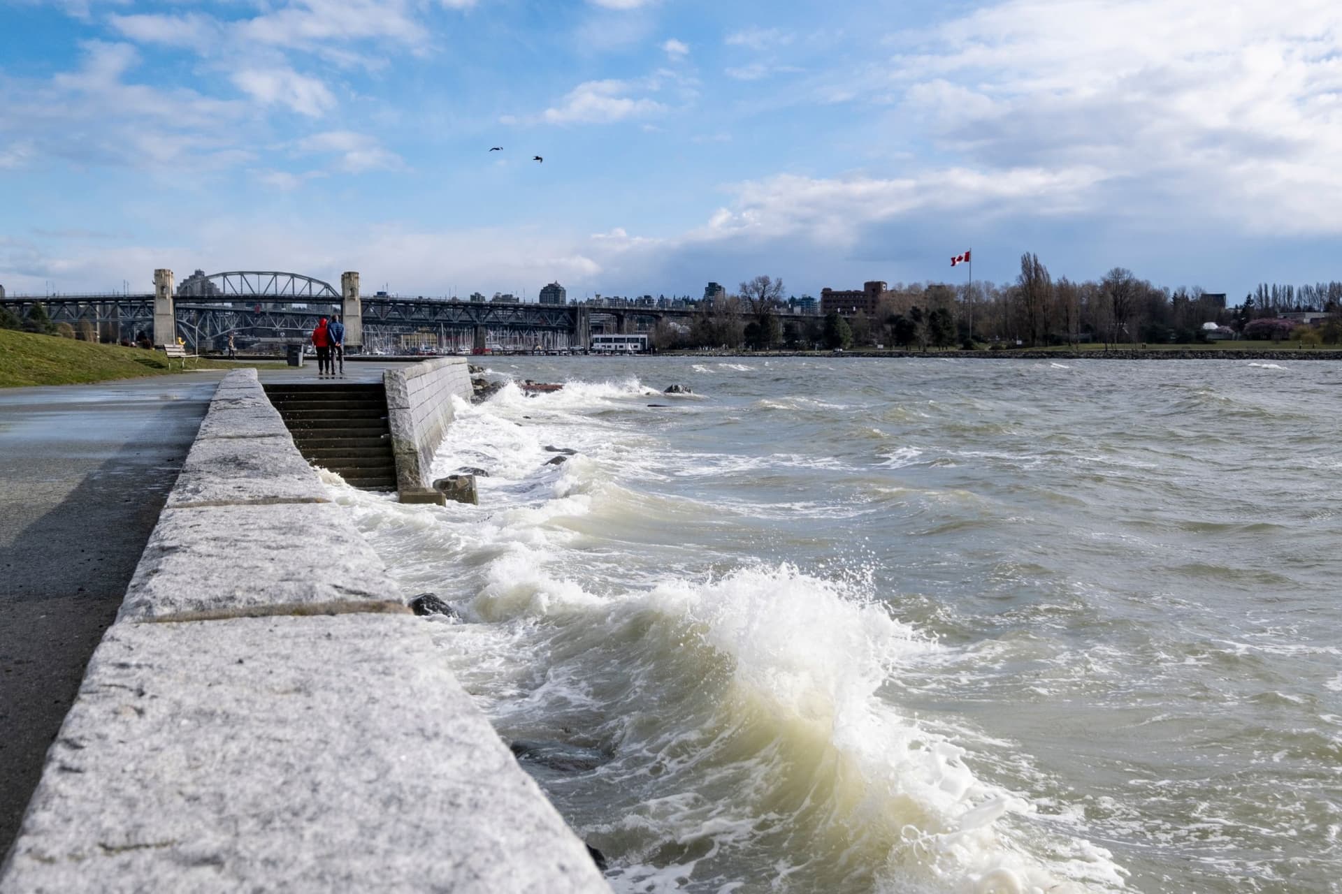 러시아 강진 이후 B.C. 지역 쓰나미 위험 평가 중, 주민들은 안전 조치 준비해야-이미지