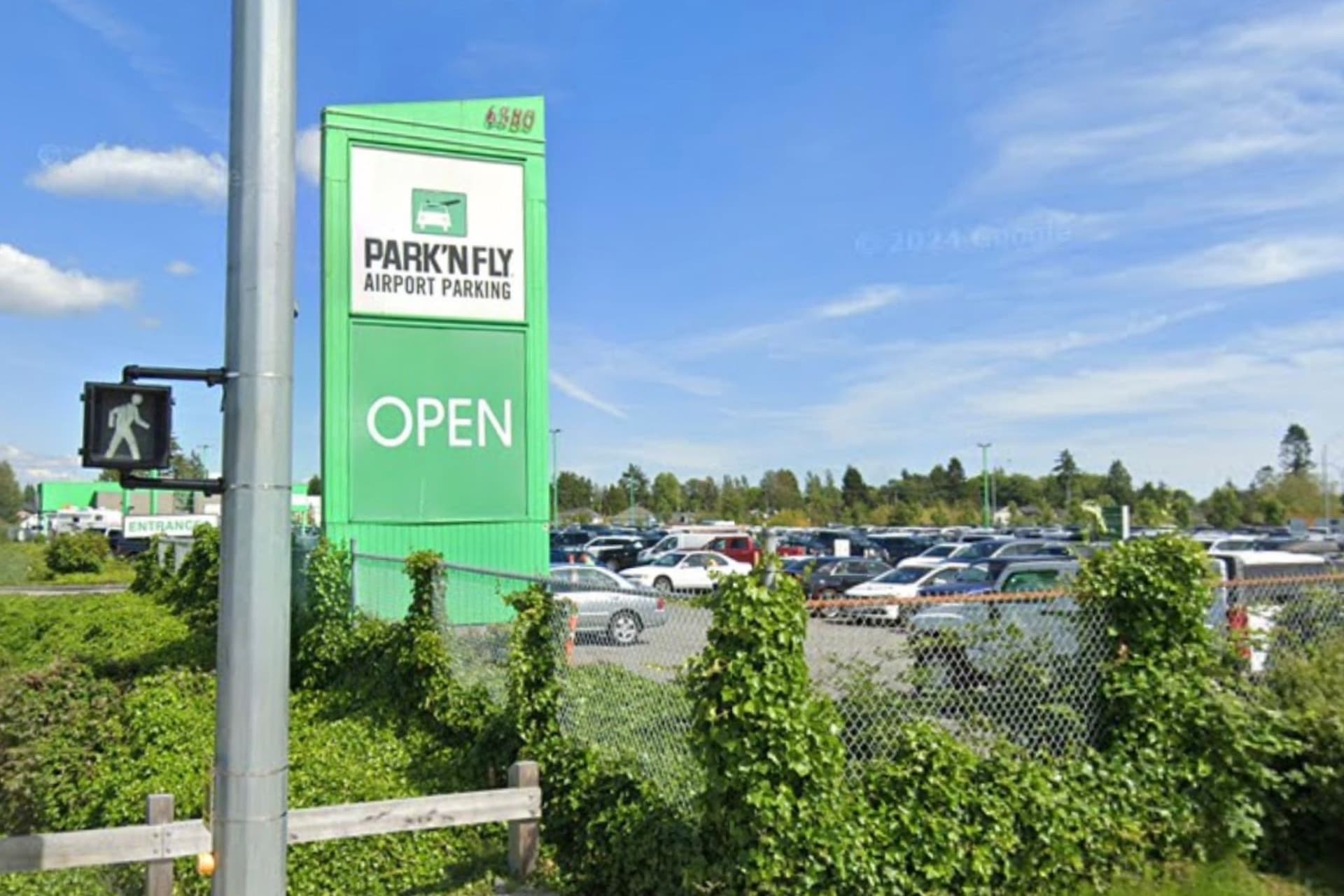 밴쿠버 공항 발렛파킹, 고객 차량 손상에 175만 원 이상 배상 판결-이미지