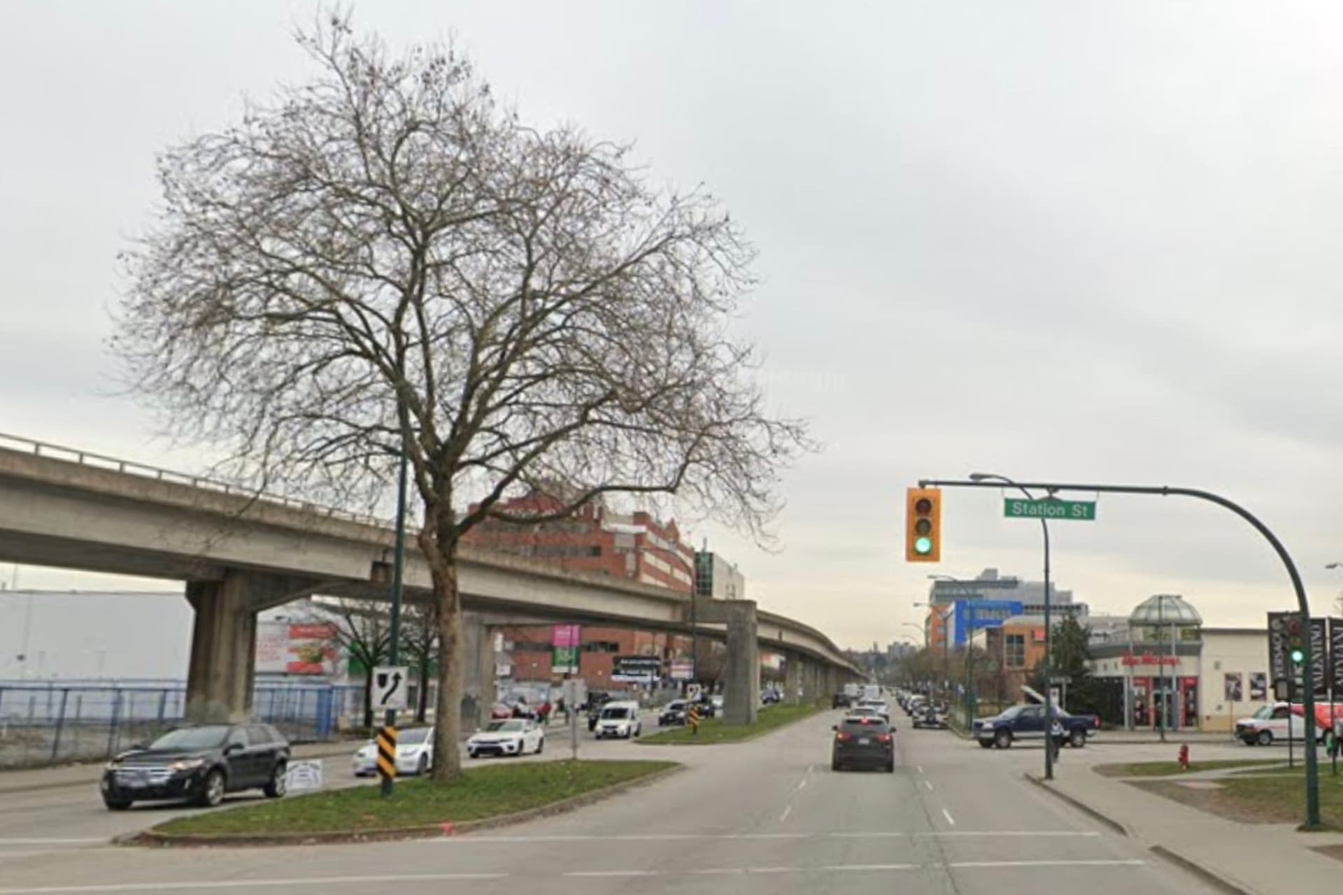 밴쿠버에서 또 한 건의 보행자 사망 사고, Tesla 차량 관련 충격적 사건-이미지