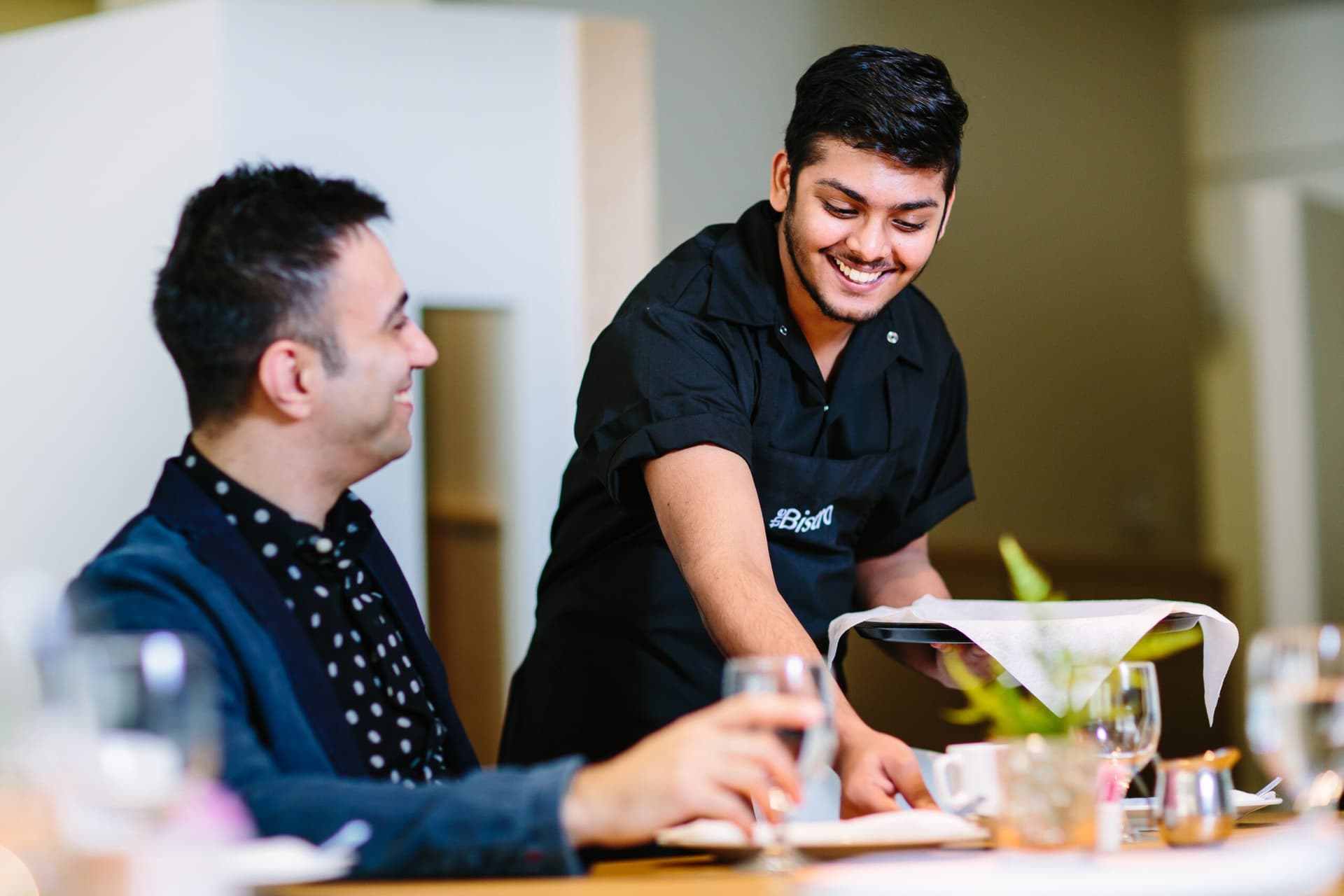 밴쿠버에서 고급 식사 저렴하게 즐기기: VCC 학생들이 선사하는 특별한 맛-이미지