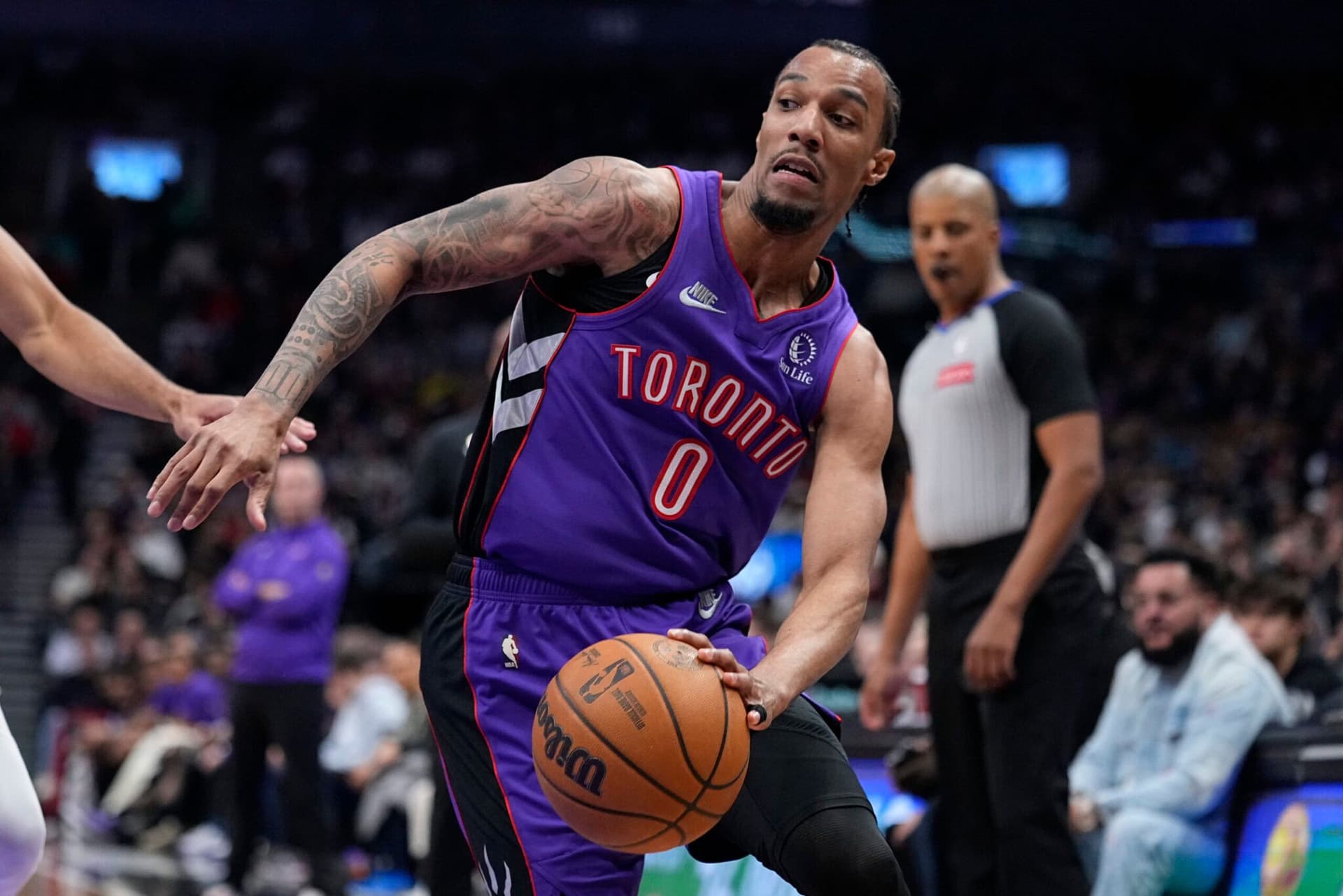 Toronto Raptors, 로스터 정비하며 5명 선수 방출...신인 드래프트 픽 포함-이미지