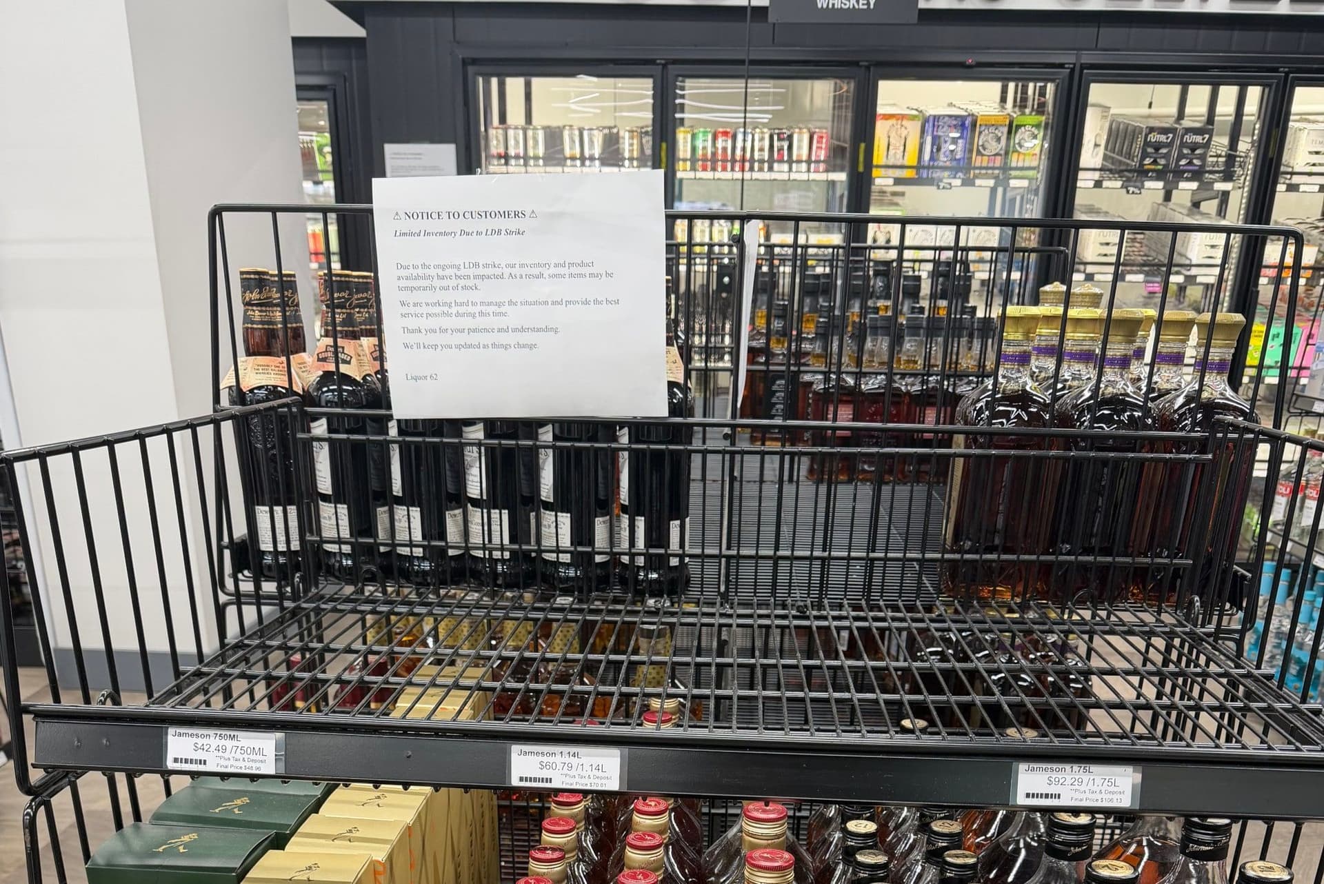 BCGEU 파업으로 인한 B.C. 주류 매장의 '파괴적' 타격, 소상공인들 비상-이미지