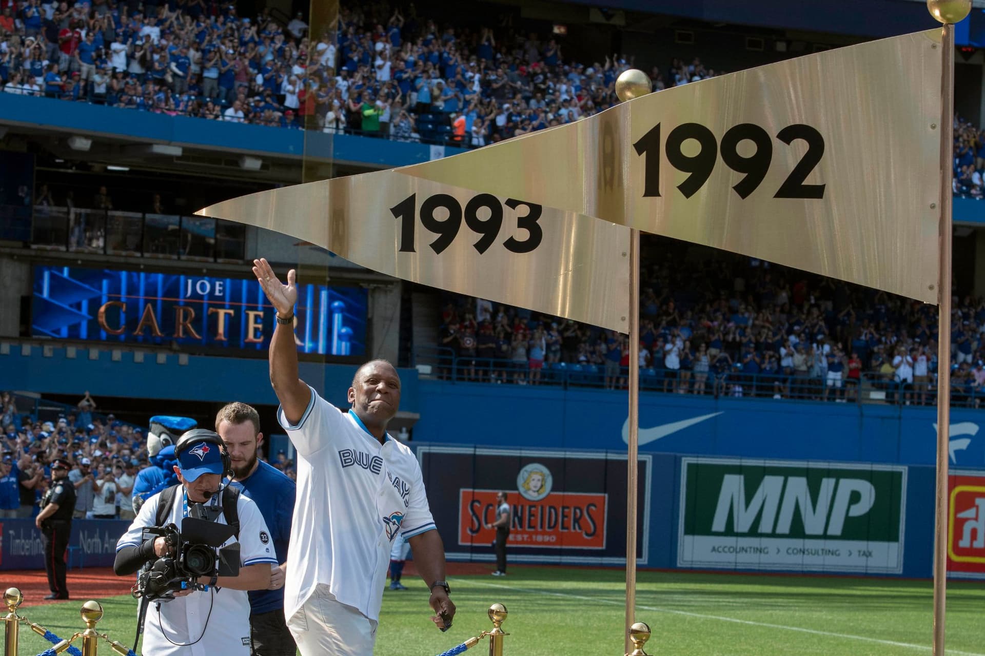 Blue Jays 레전드 Joe Carter, World Series 첫 투구로 토론토 귀환 예정!-이미지
