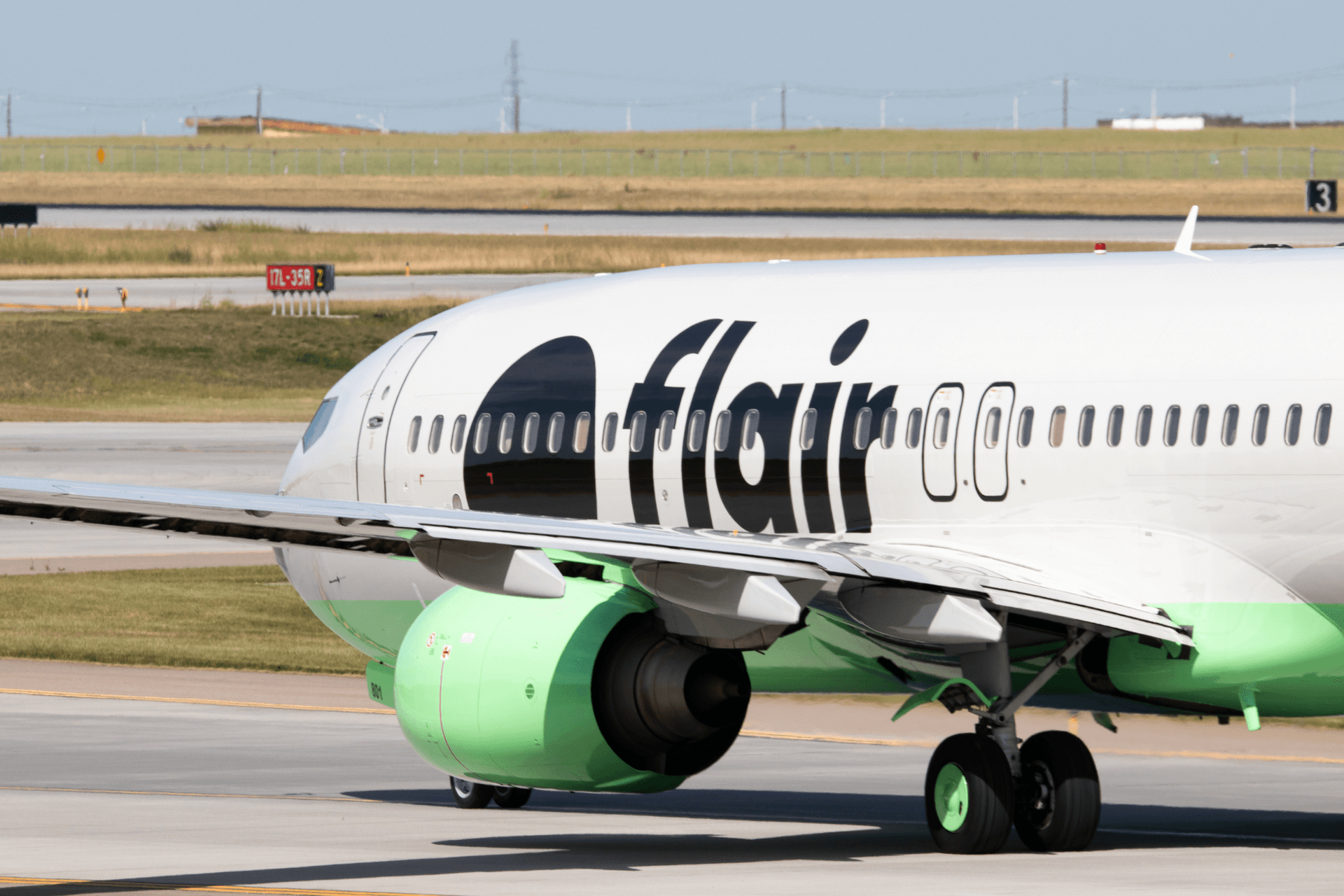 북미 최초! Flair Airlines, 항공권 재판매 서비스 도입으로 여행 혁신 예고-이미지