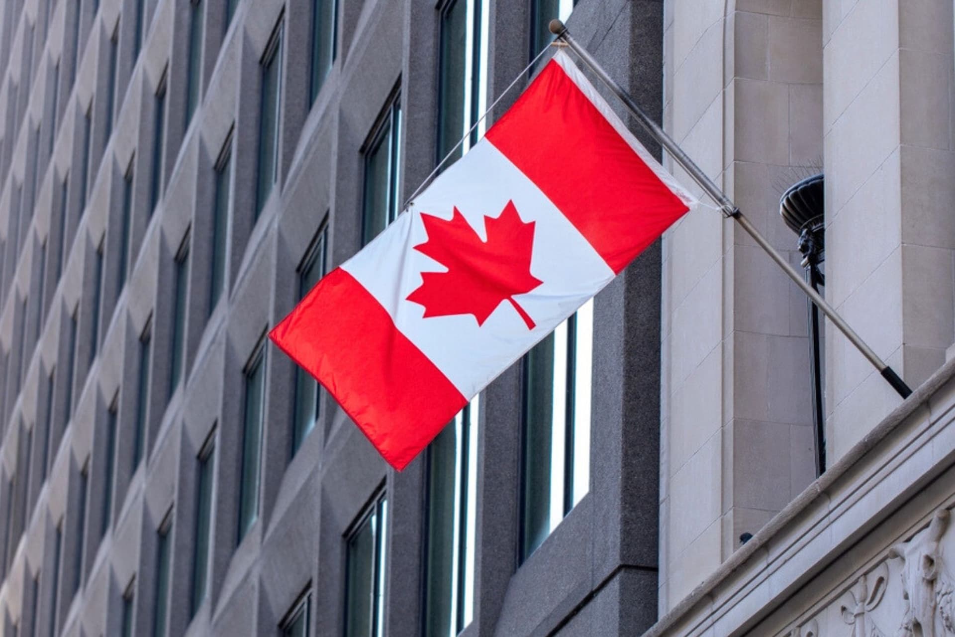 캐나다, 11월부터 시행되는 새 법률과 정책으로 일자리와 드론 규제 변화 예고-이미지