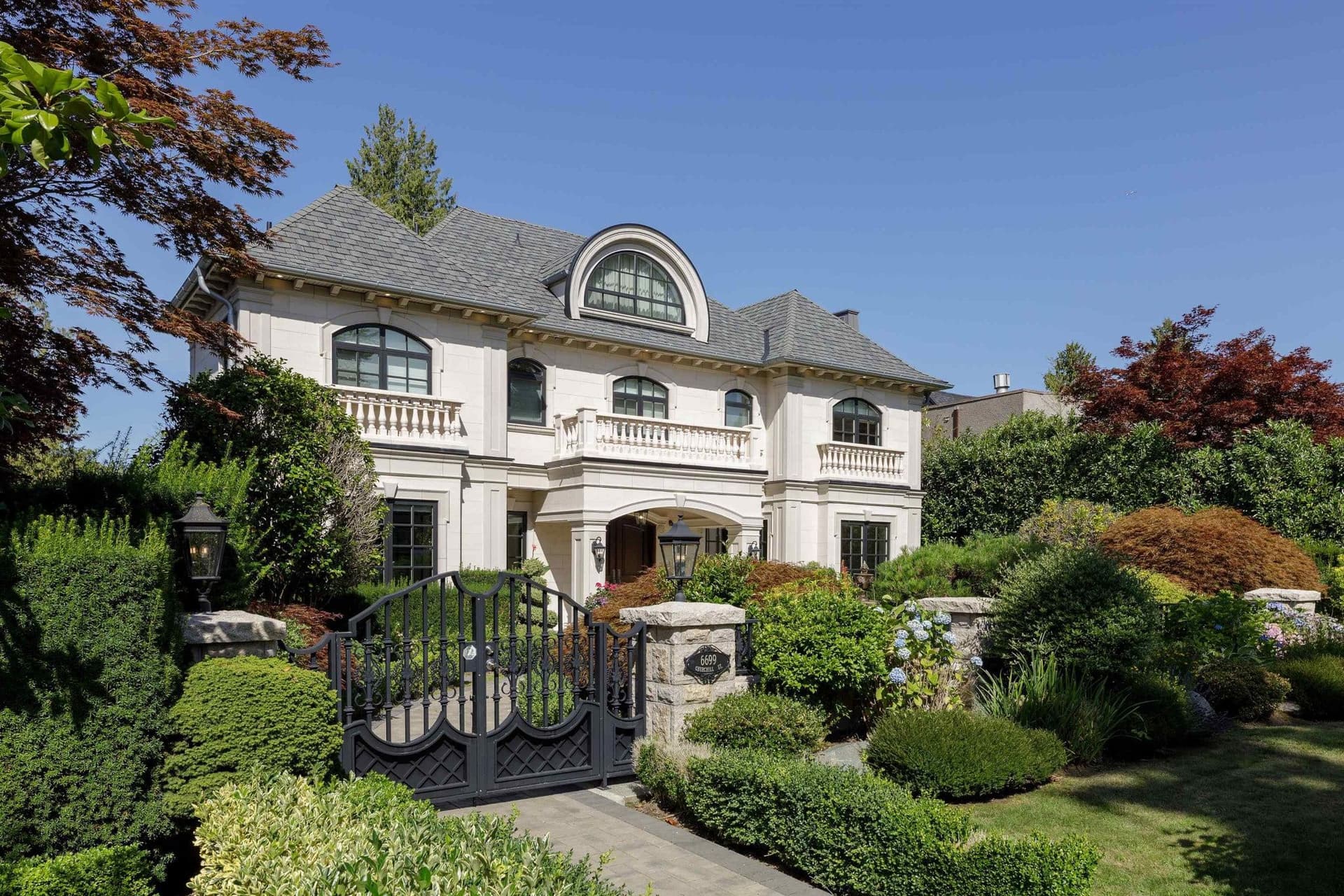 밴쿠버 초호화 주택, 300만 달러 할인된 가격에 팔려-이미지