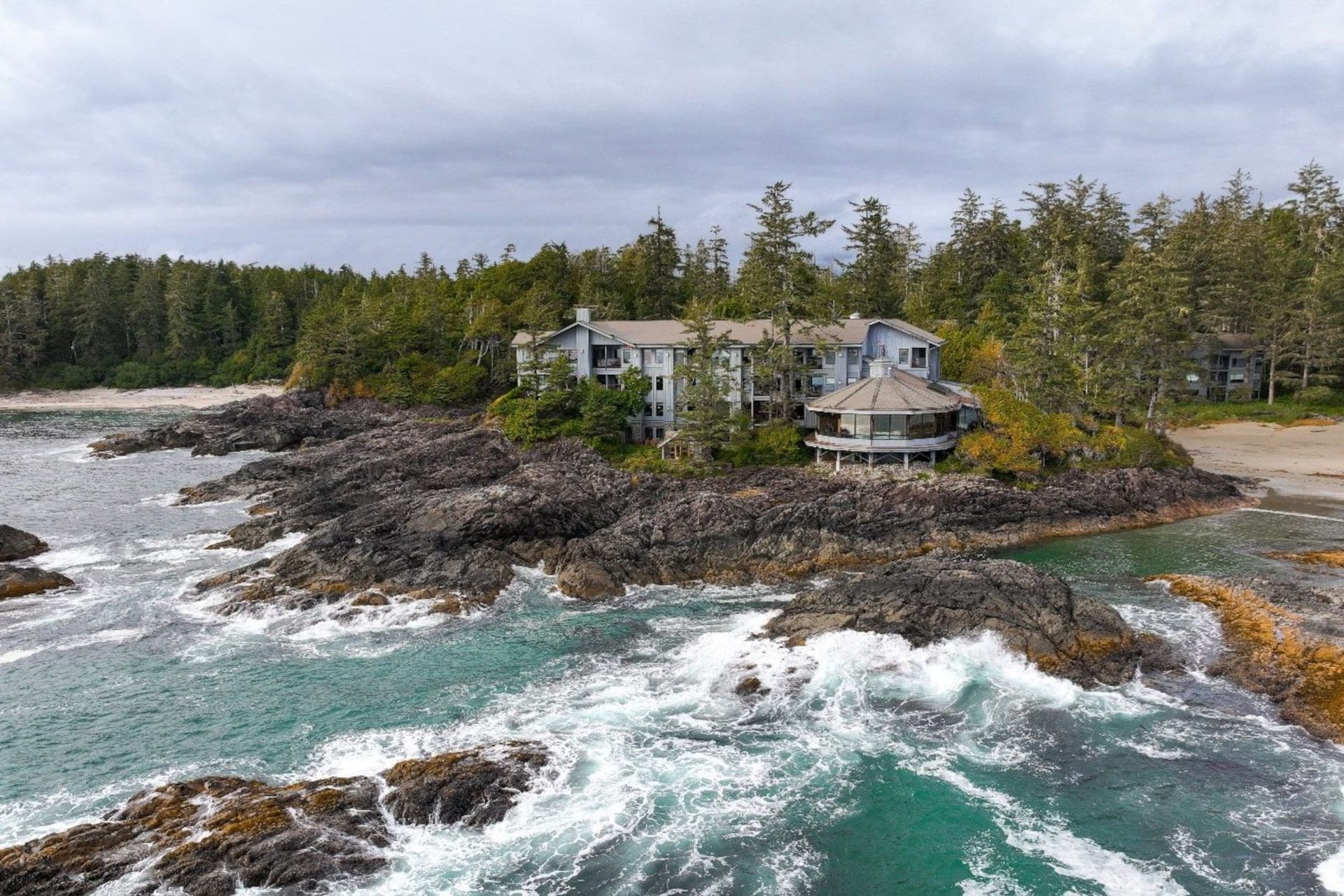 밴쿠버 아일랜드의 숨겨진 보석, Wickaninnish Inn이 북미 최고의 리조트로 선정!-이미지