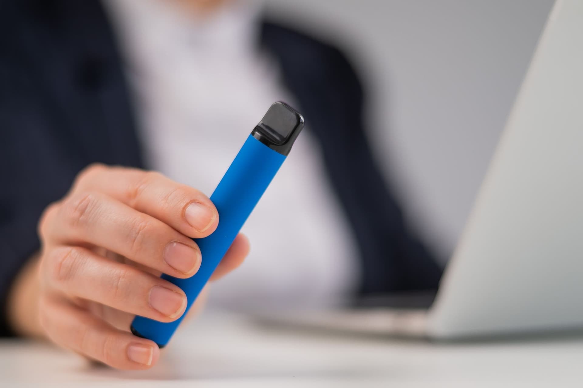 밴쿠버 초등학교 교사, 화장실에서 베이핑 적발로 징계 받아-이미지