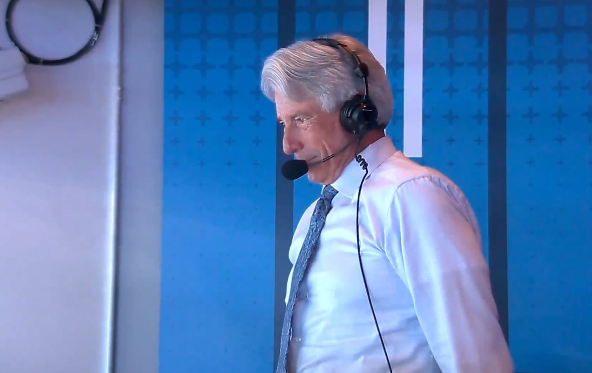 Blue Jays 중계자 Buck Martinez, Yankees 감독과 유쾌한 대화 나눠-이미지