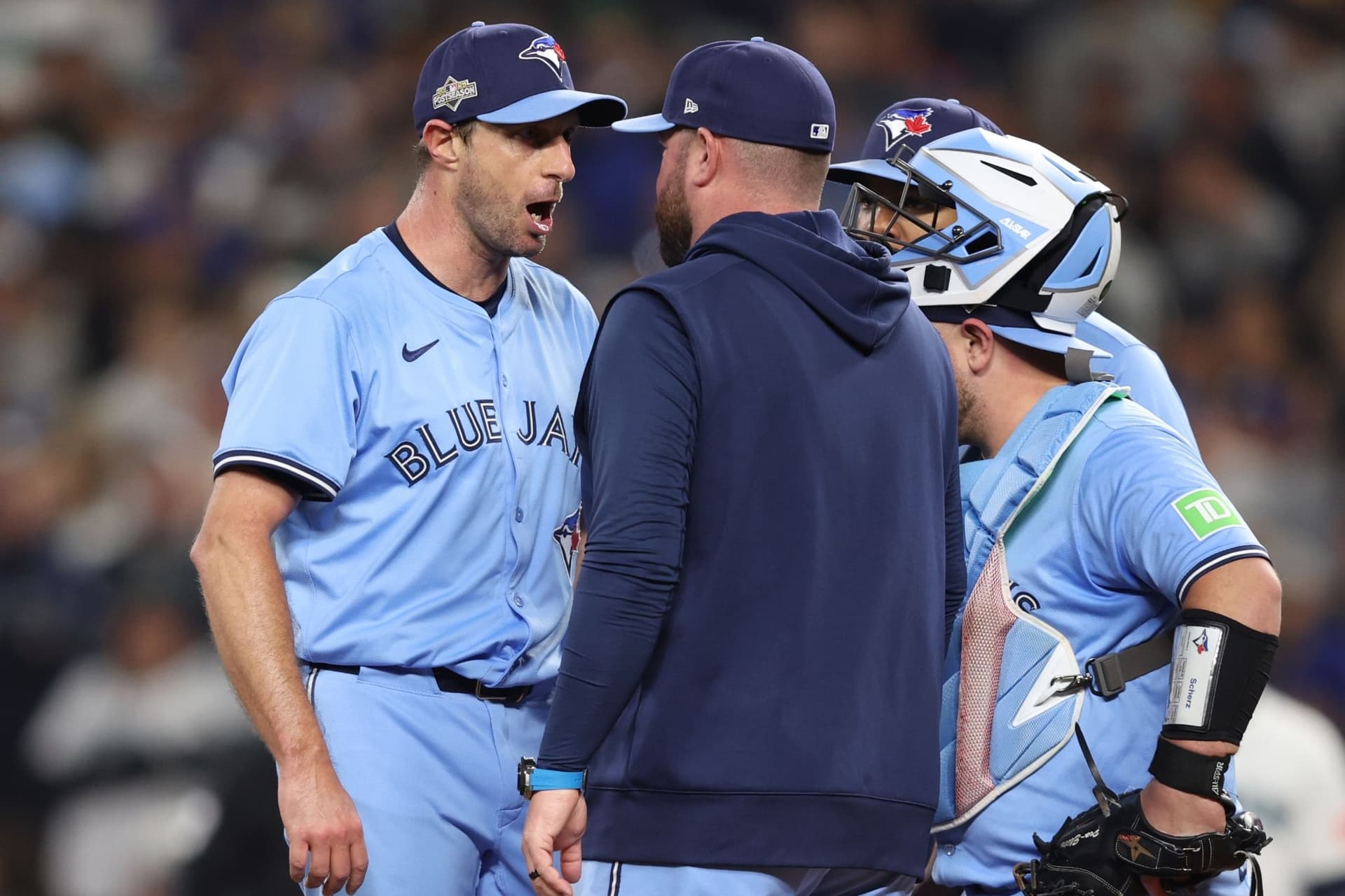 John Schneider, 토론토 블루제이스 감독이 Max Scherzer와의 뜨거운 마운드 대화를 설명하다-이미지