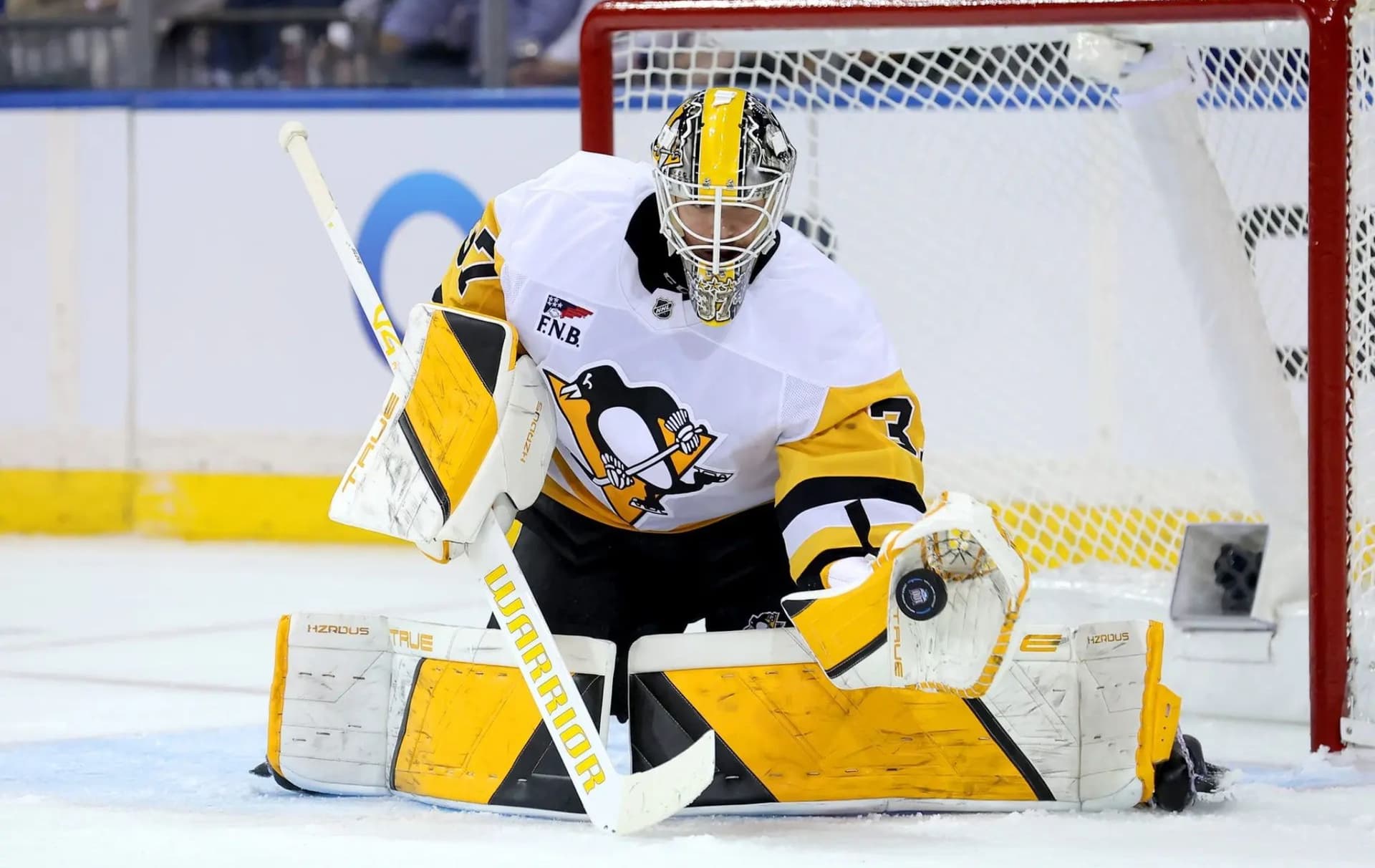 전 밴쿠버 골키퍼 Silovs, 팀 연습 시설 부재에 불만 토로하며 Pittsburgh 이적 후 만족감 표현-이미지