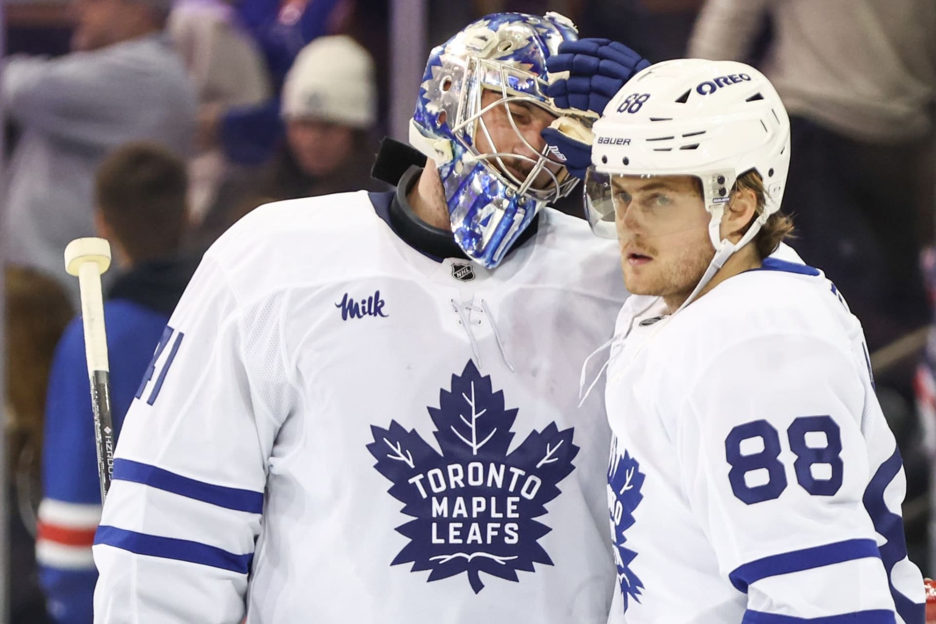 토론토 메이플리프스, 경기 후 비판 속 팀 내 화합 강조-이미지