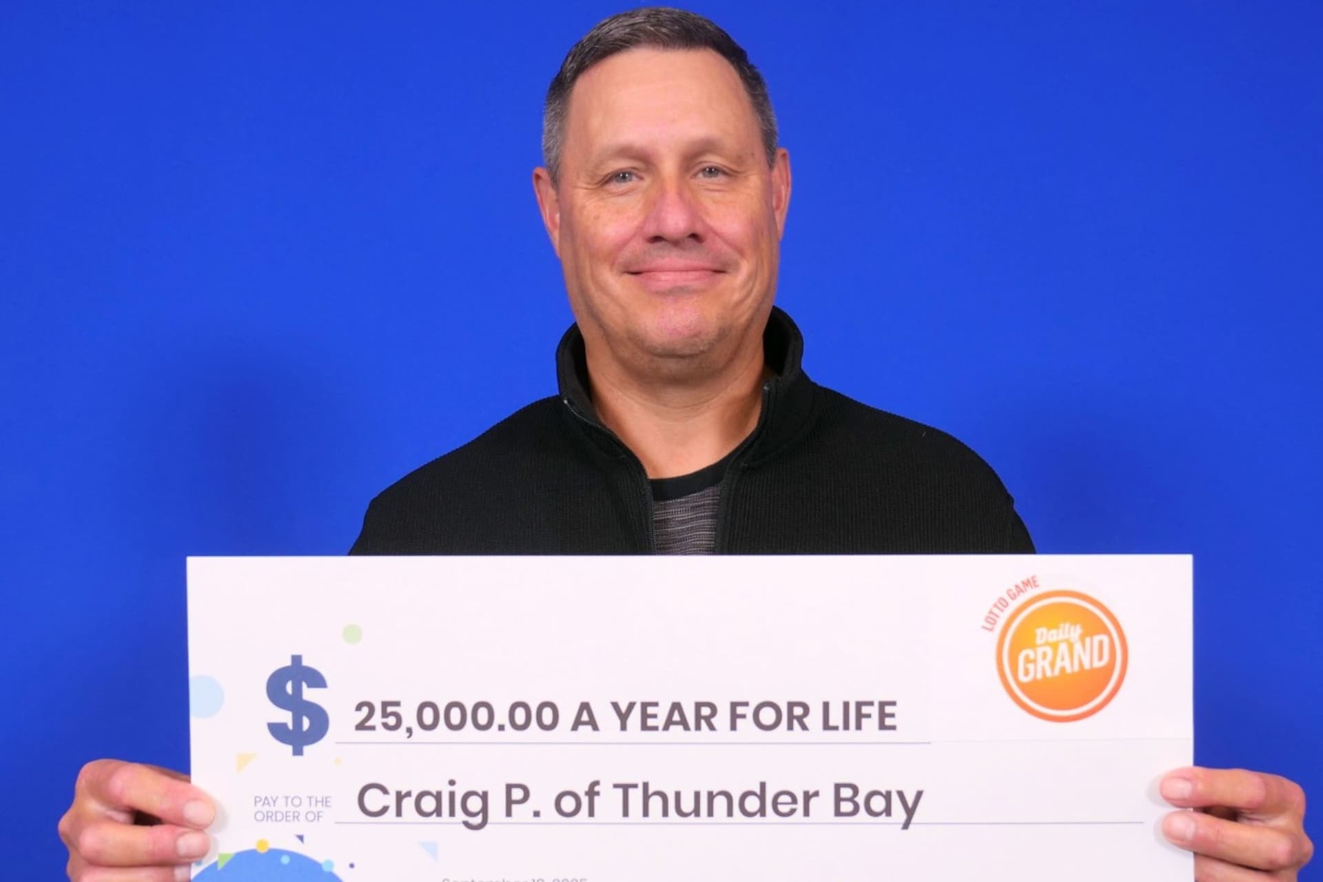 캐나다 복권 당첨자, 평생 연금 대신 일시불 5억 원 선택!-이미지