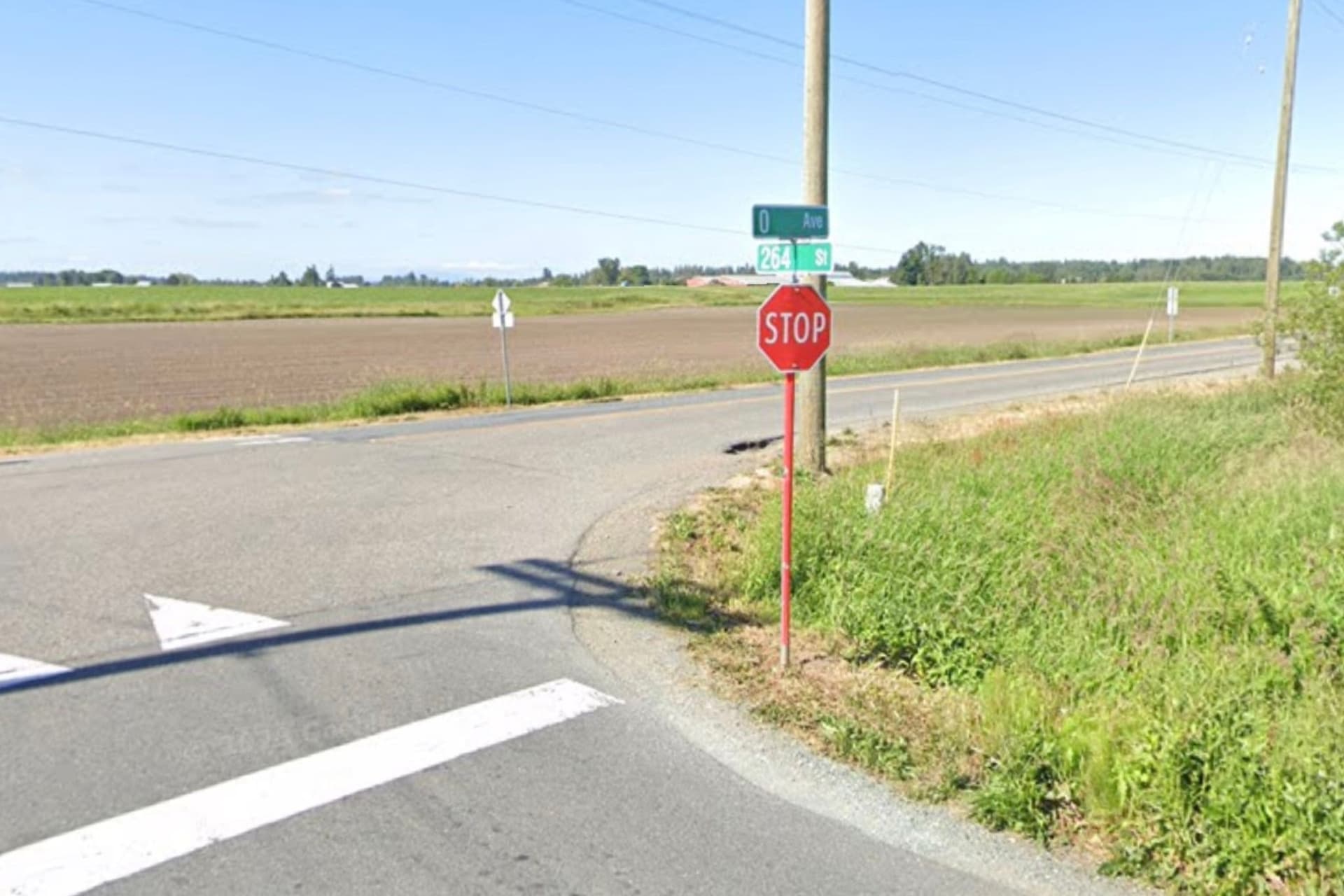 B.C. 경계 인근 외딴 지역에서 보행자 사망 사고 발생, 교통 통제 지속-이미지