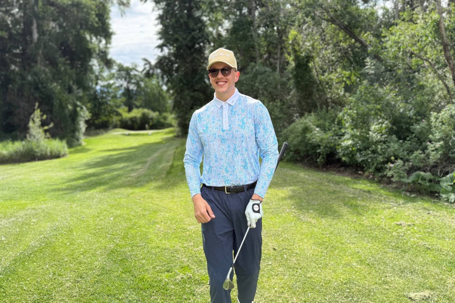 젊은 나이에 흑색종을 이겨낸 BC 청년의 이야기, 조기 진단과 자외선 안전 수칙-이미지