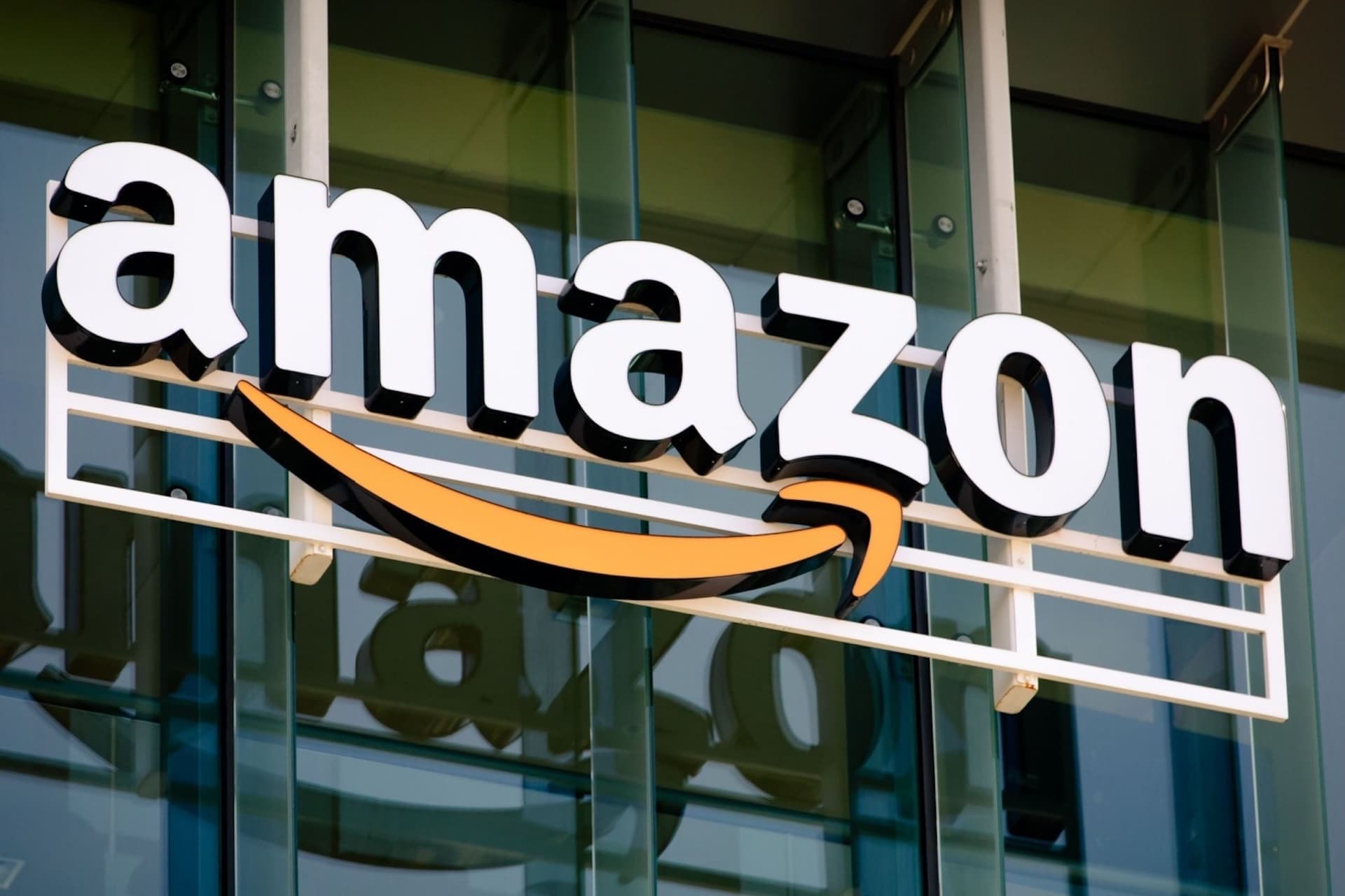 Amazon, AI로 14,000개 일자리 대체…실제 규모는 더 클 수도-이미지