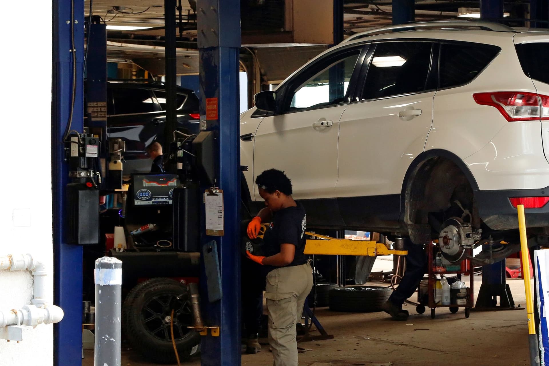 B.C. 자동차 정비소, 부실 수리로 고객에게 수천 달러 배상 명령-이미지