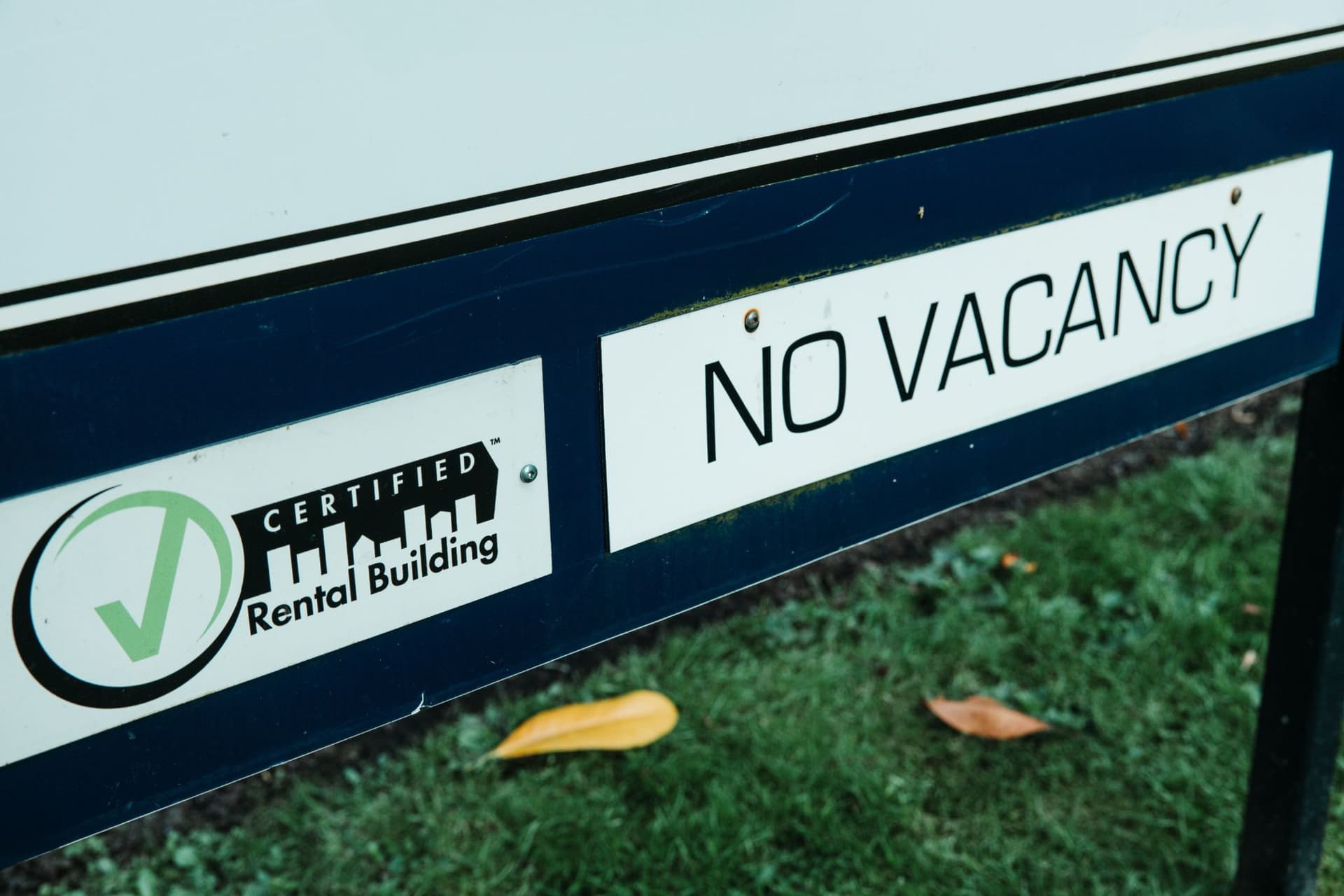 B.C. 주택 시장에 변화가? 그린당, 공실 통제 법안 도입으로 임대료 상한 논란 재점화-이미지