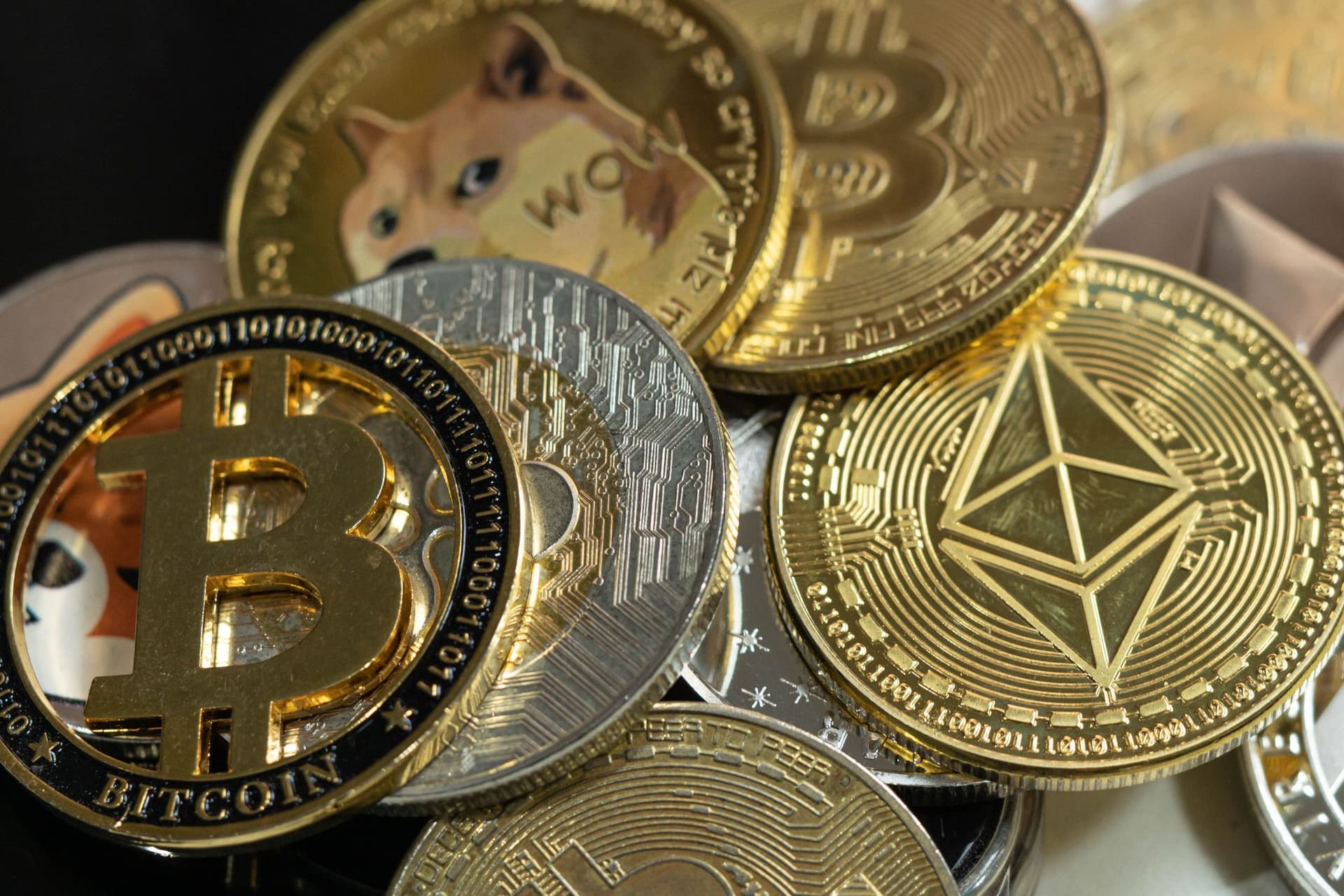 밴쿠버 여성, 암호화폐 사기로 67만 달러 손실…대법원서 구제 실패-이미지