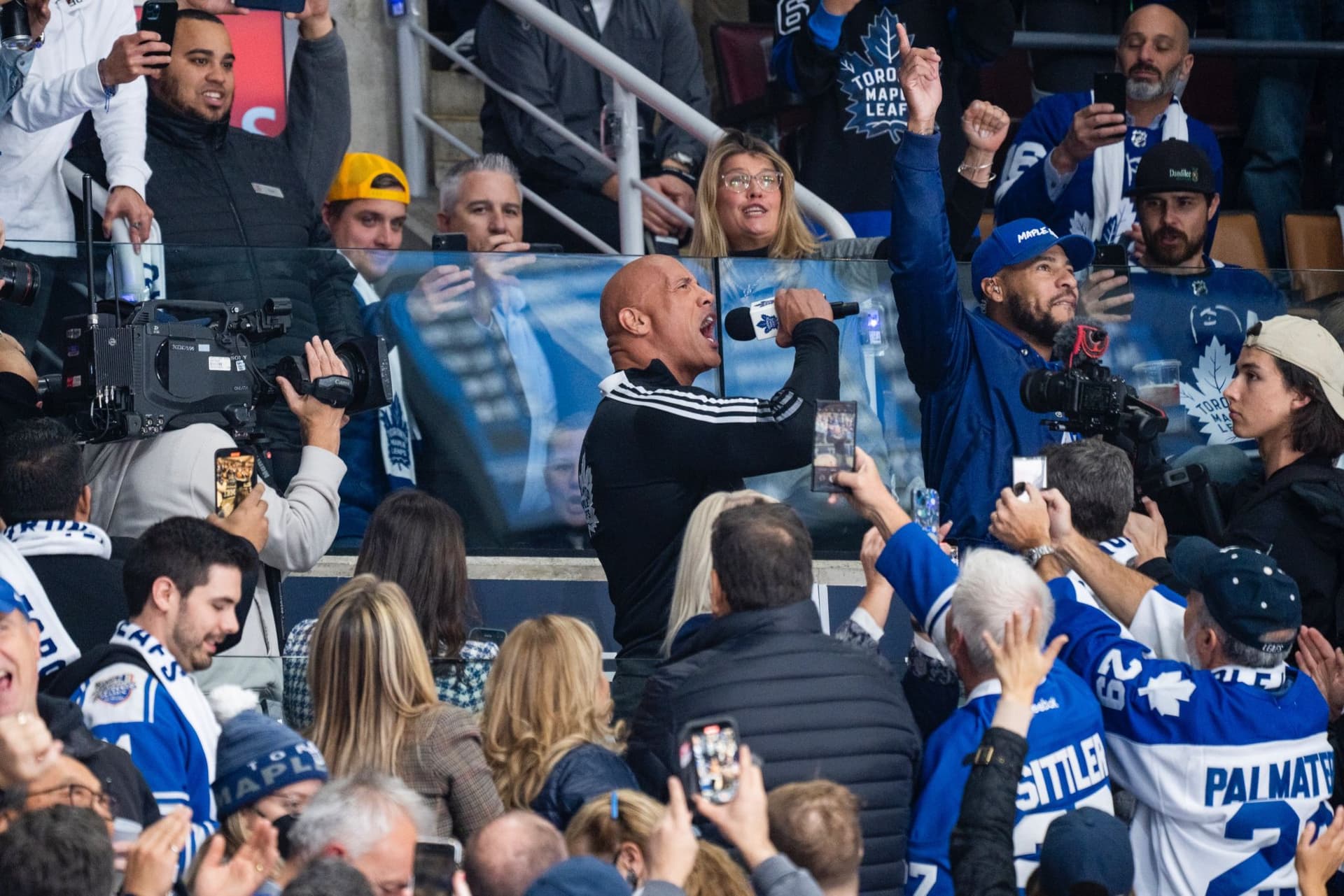 WWE, 토론토에서 Leafs와 파트너십 체결! 2026년 대규모 이벤트 예고-이미지