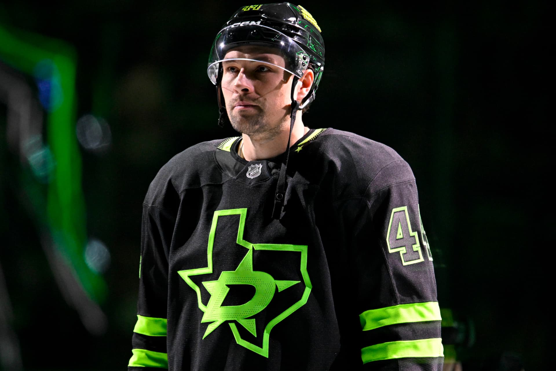 https://images.dailyhive.com/20250312151453/ceci-Oilers.jpg