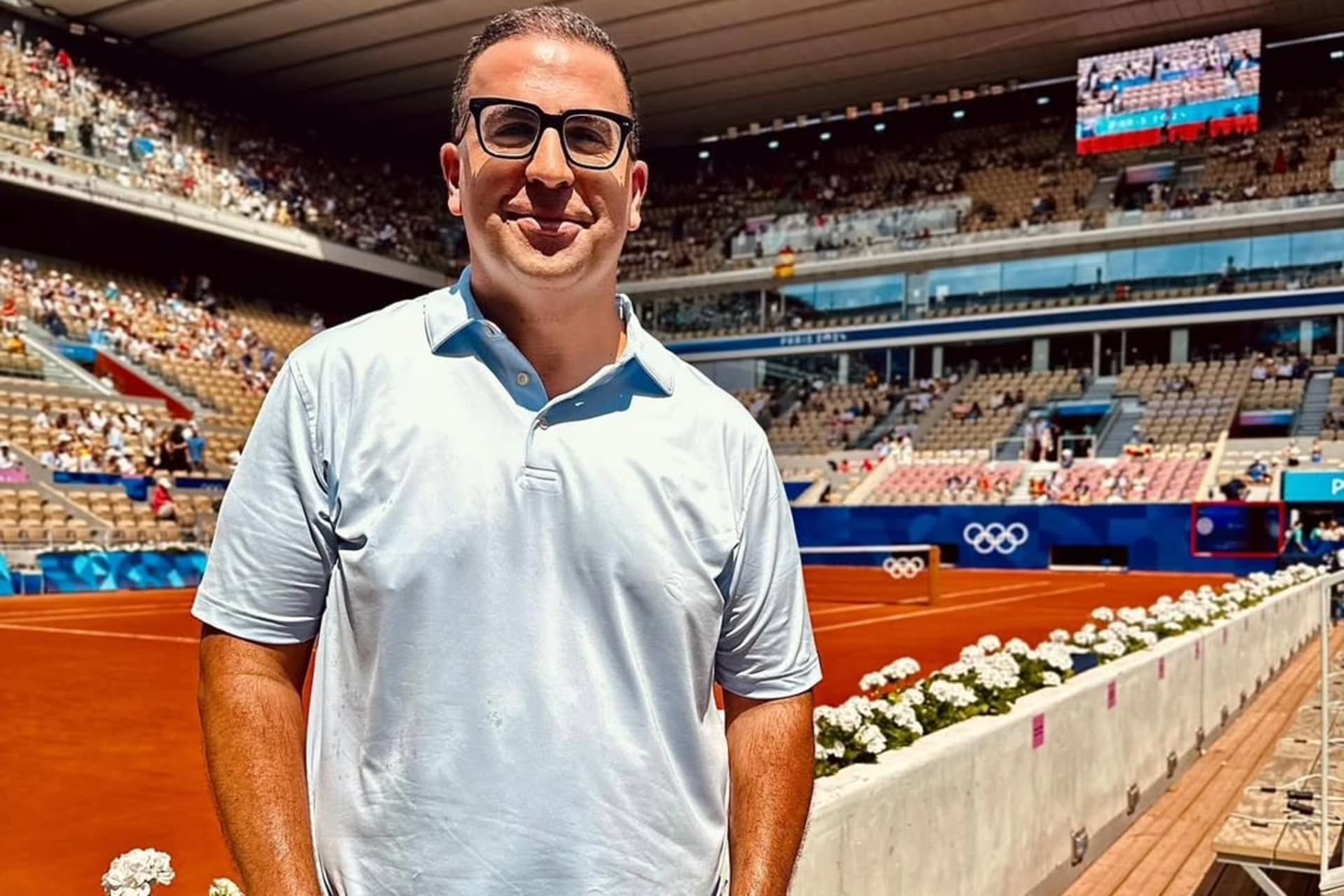 https://images.dailyhive.com/20250313130116/Arash-Madani.jpg