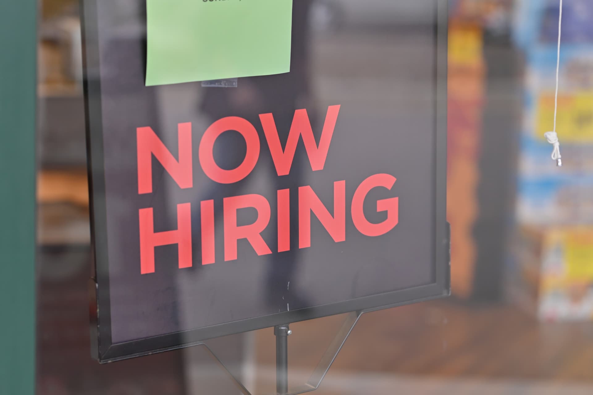 https://images.dailyhive.com/20250411100222/vancouver-summer-jobs.jpg
