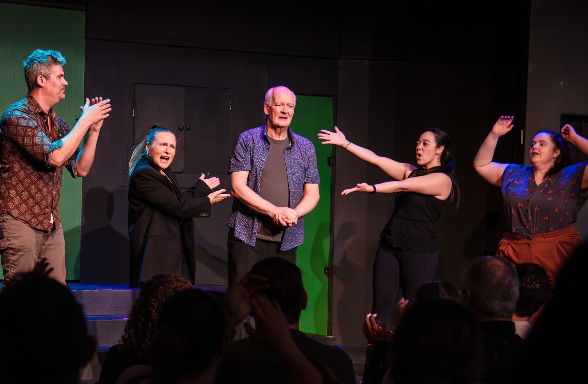 https://images.dailyhive.com/20250421162836/Colin-Mochrie-Vancouver-2.jpg