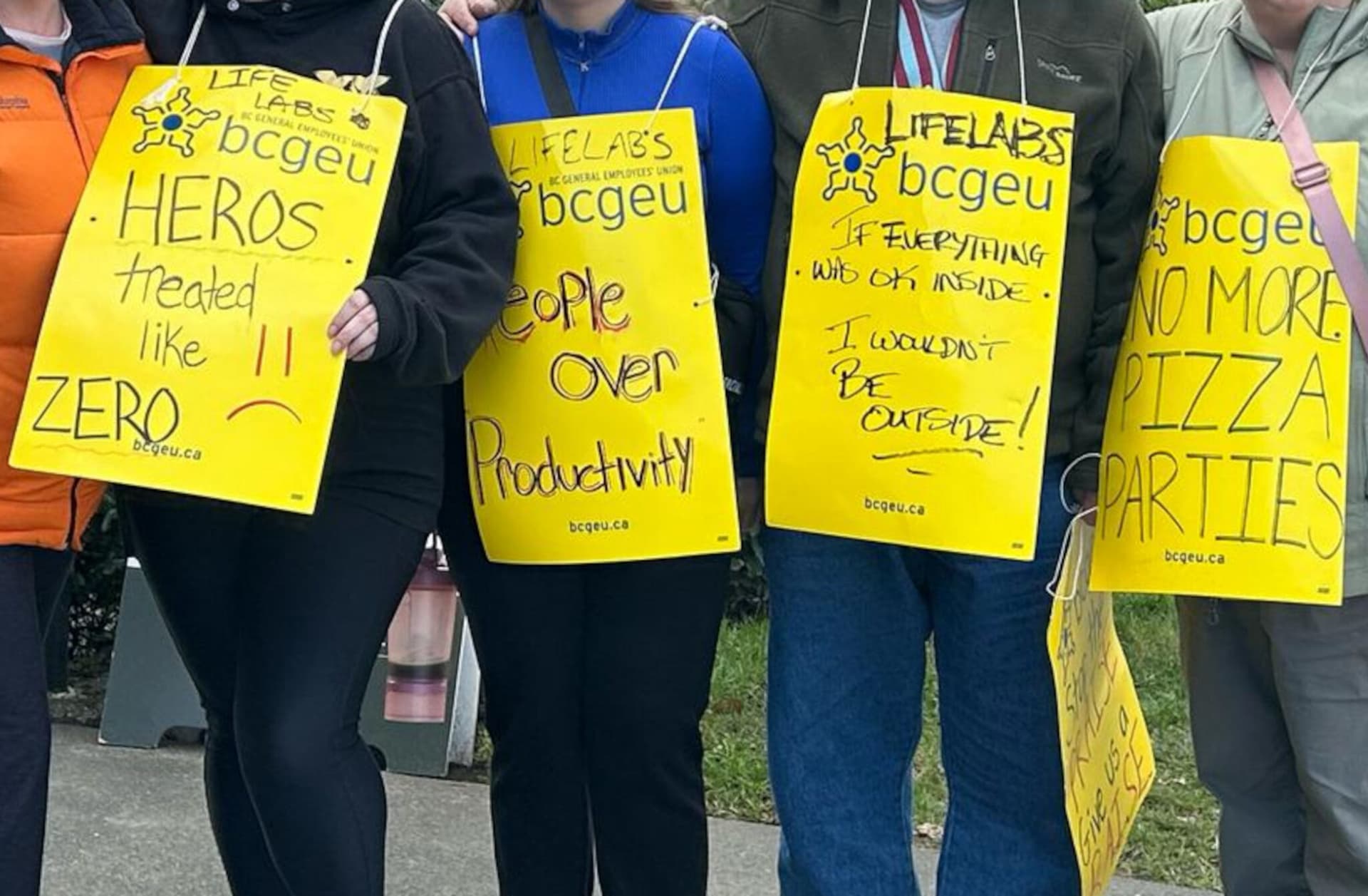 https://images.dailyhive.com/20250422162839/LifeLabs-strike-1.jpg