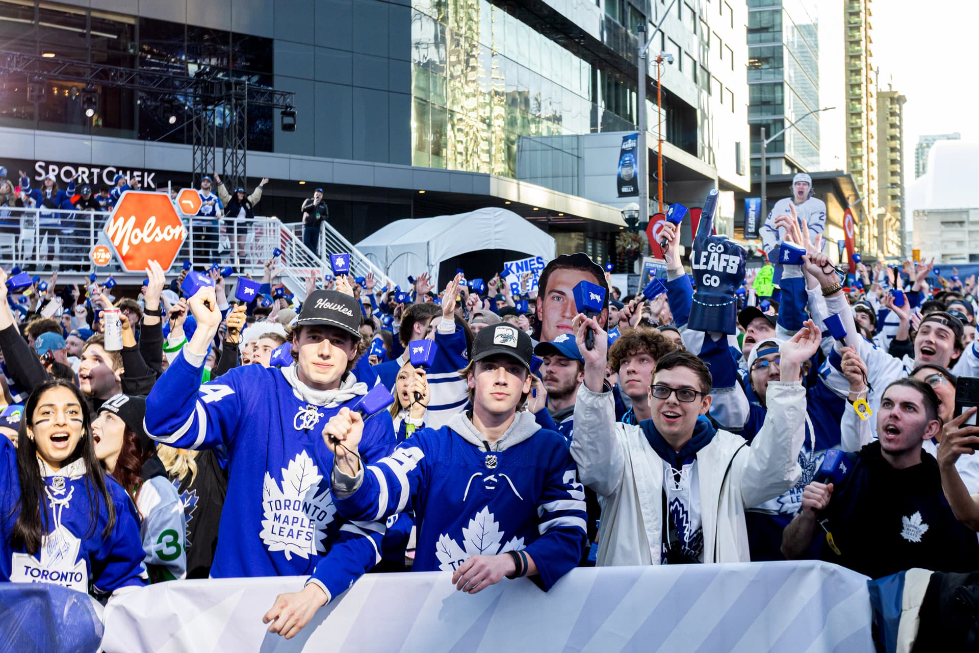 Toronto Maple Leafs 플레이오프 티켓, 마지막 순간에도 가격은 여전히 '핫'해!-이미지