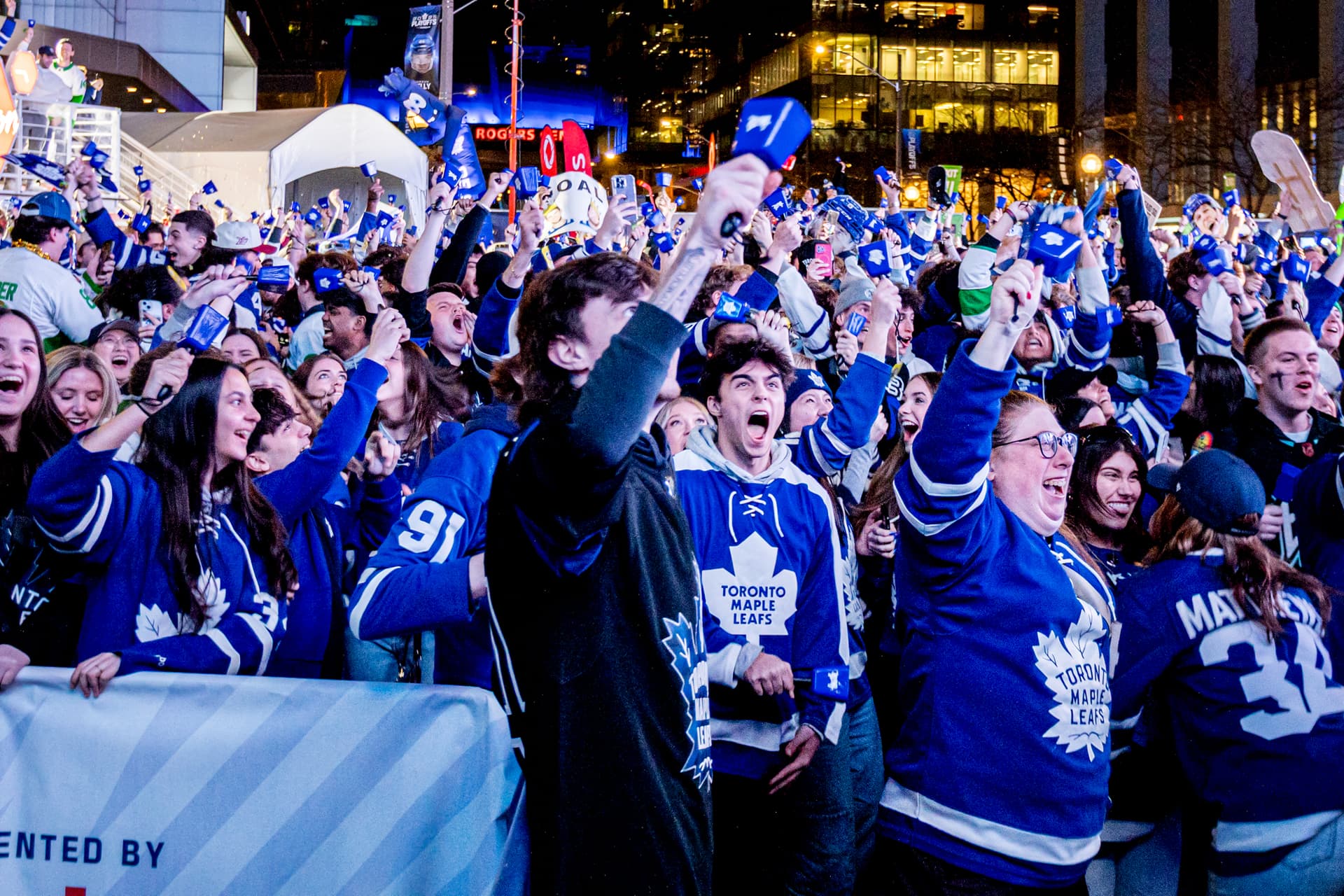 https://images.dailyhive.com/20250424105504/20250423-LeafsTailgate-56.jpg