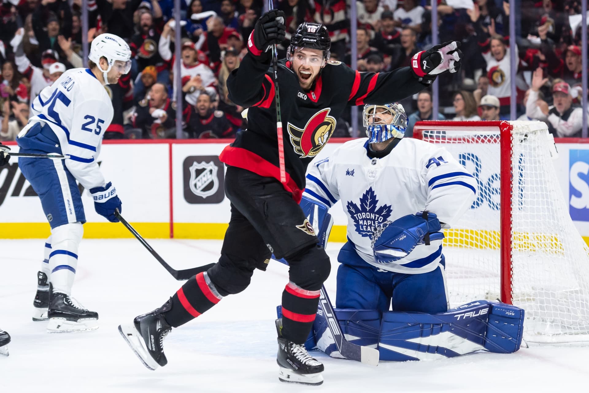 Toronto Maple Leafs, 시리즈 클린칭 게임에서의 역사적인 부진 지속-이미지