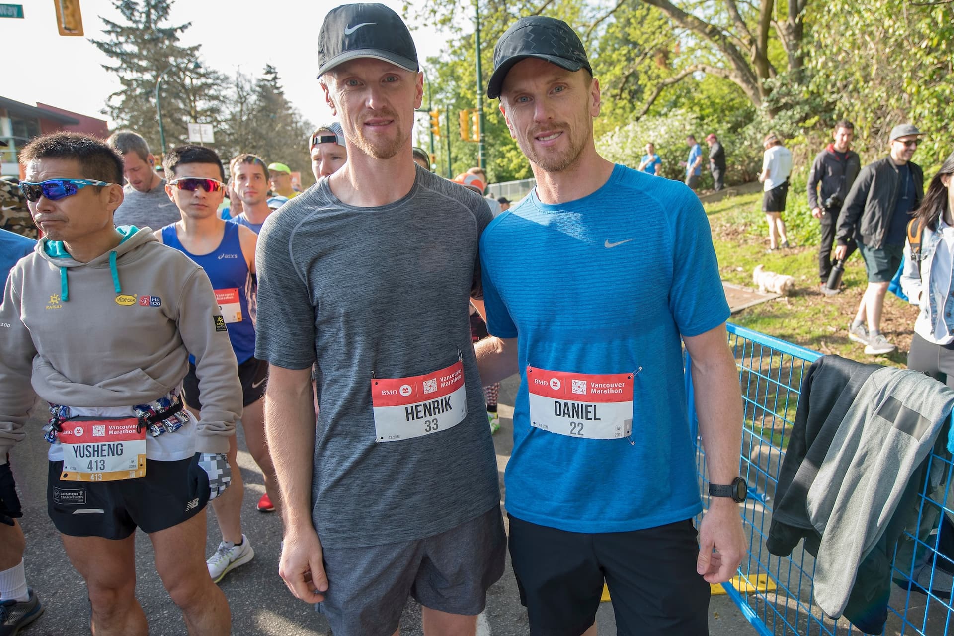 https://images.dailyhive.com/20250428130207/sedin-vancouver-marathon.jpg
