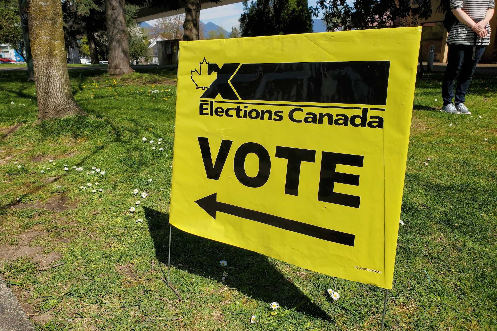 https://images.dailyhive.com/20250428163656/elections-canada-voting-station-f1.jpg