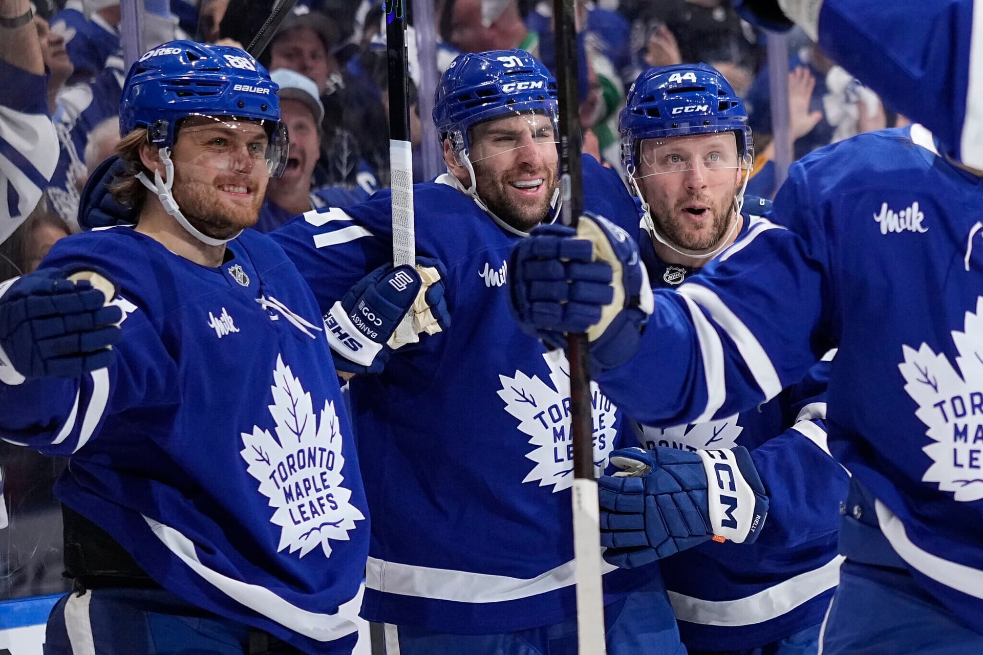 https://images.dailyhive.com/20250505214617/leafs-nylander-tavares-rielly-e1746544428115.jpg