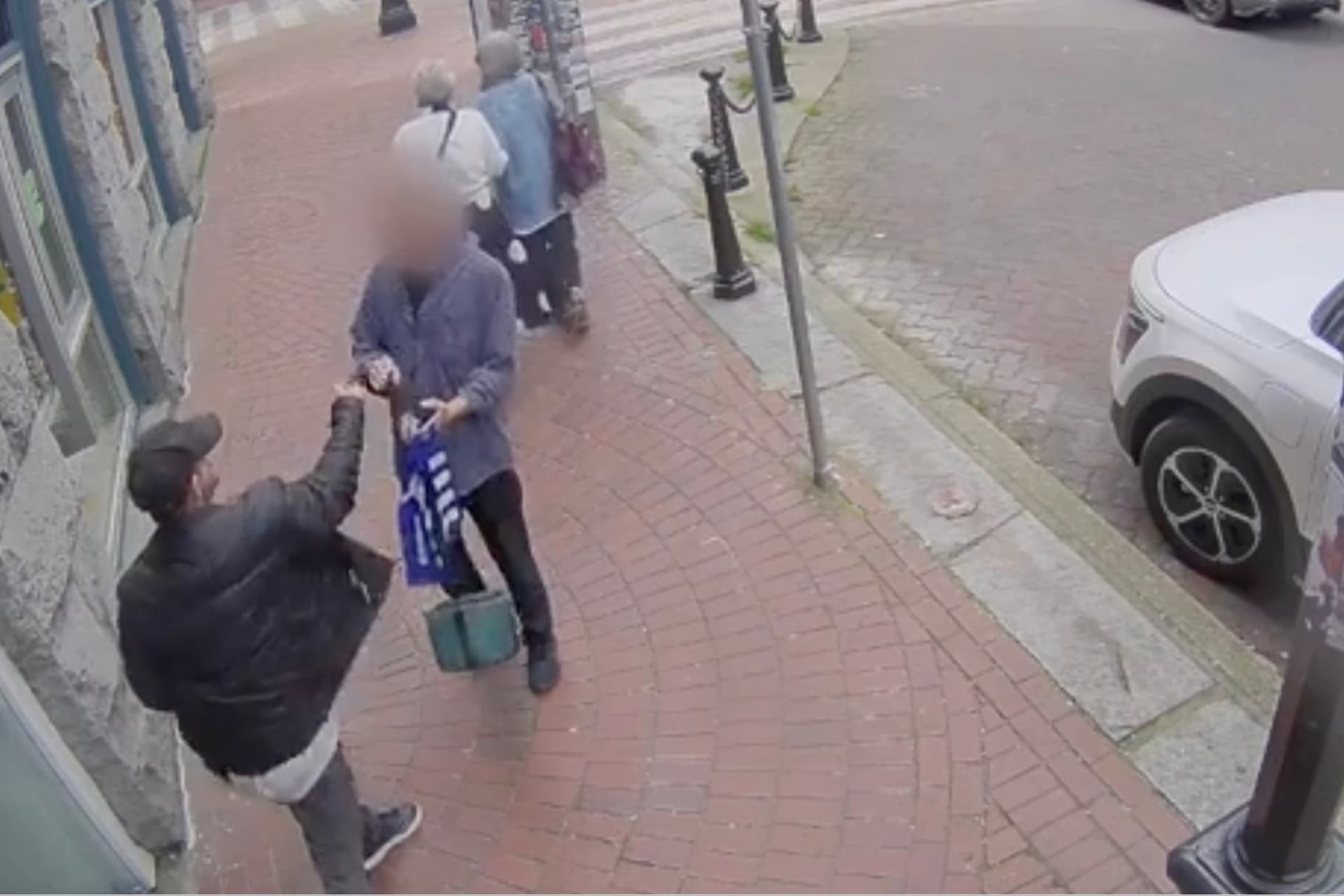 https://images.dailyhive.com/20250515131121/vancouver-knife-incident.jpg