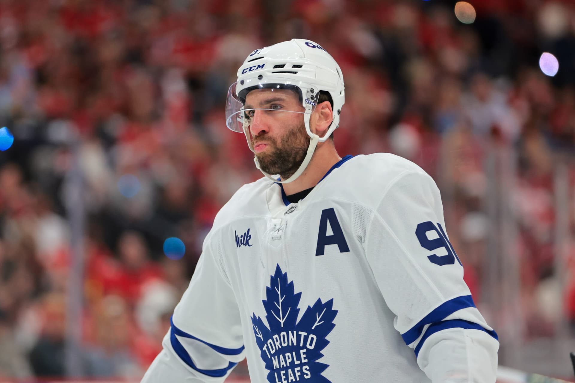 https://images.dailyhive.com/20250518203540/john-tavares-toronto-maple-leafs.jpg