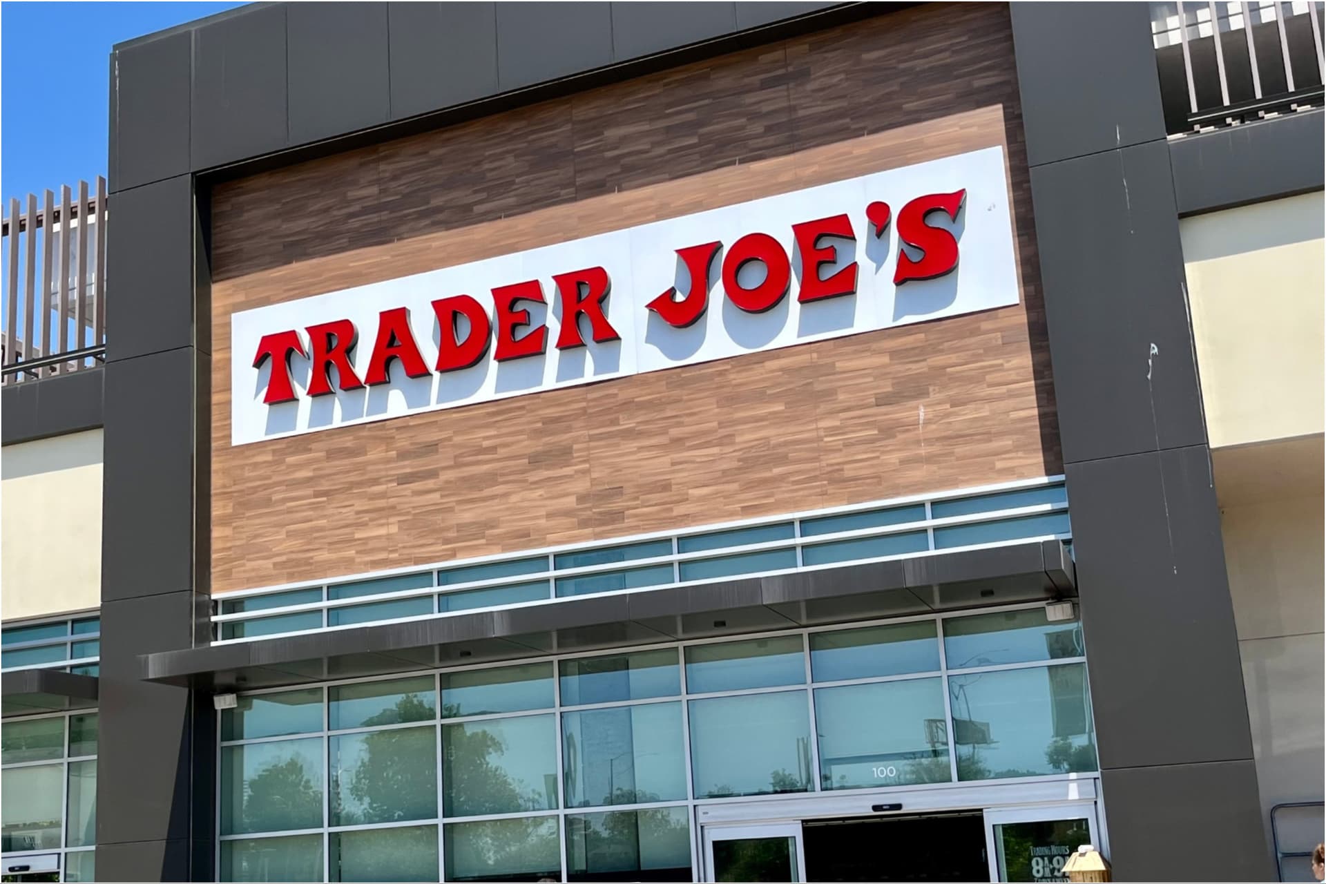 https://images.dailyhive.com/20250520094705/trader-joes-bellingham.jpg