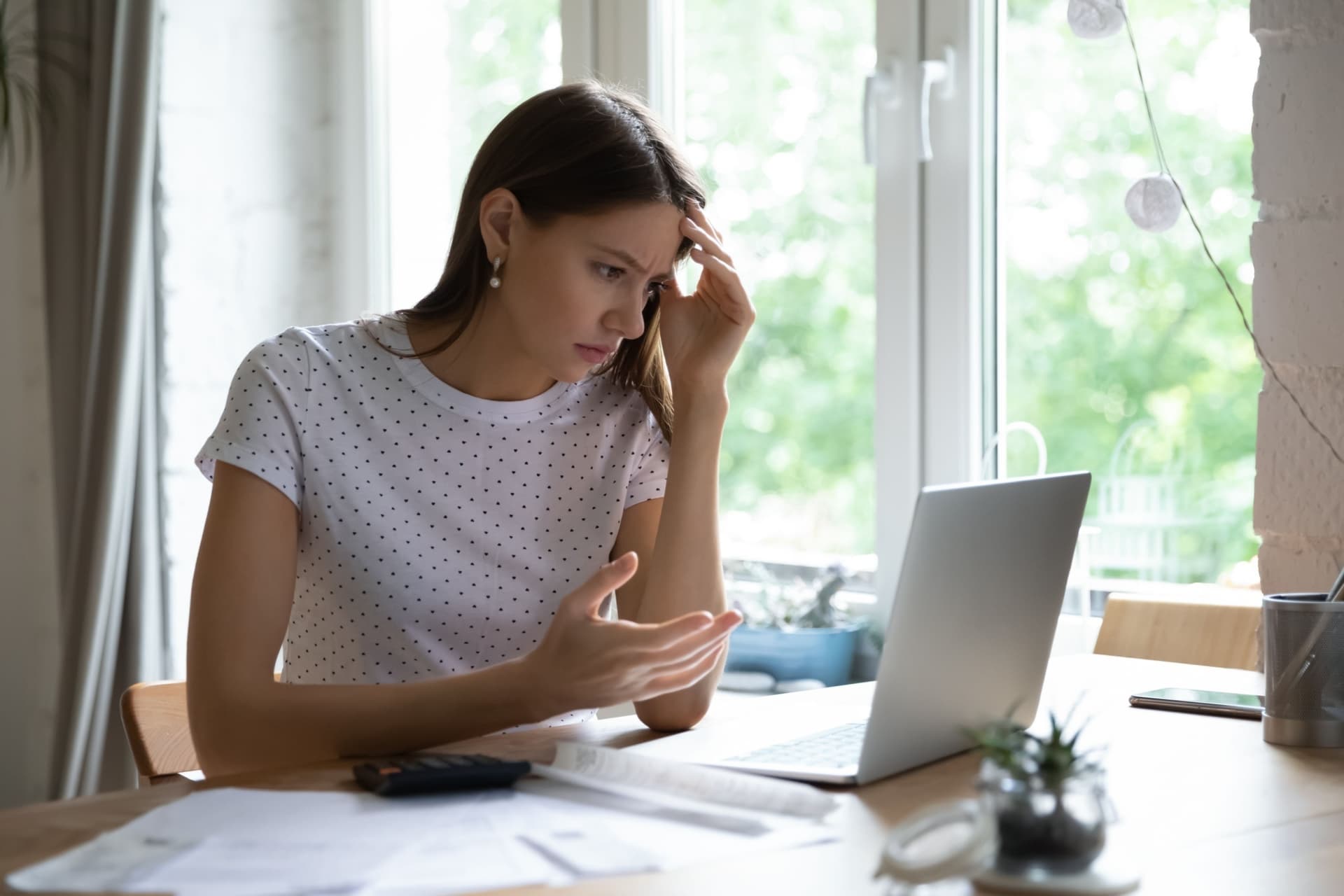 https://images.dailyhive.com/20250521070645/summer-job.jpg
