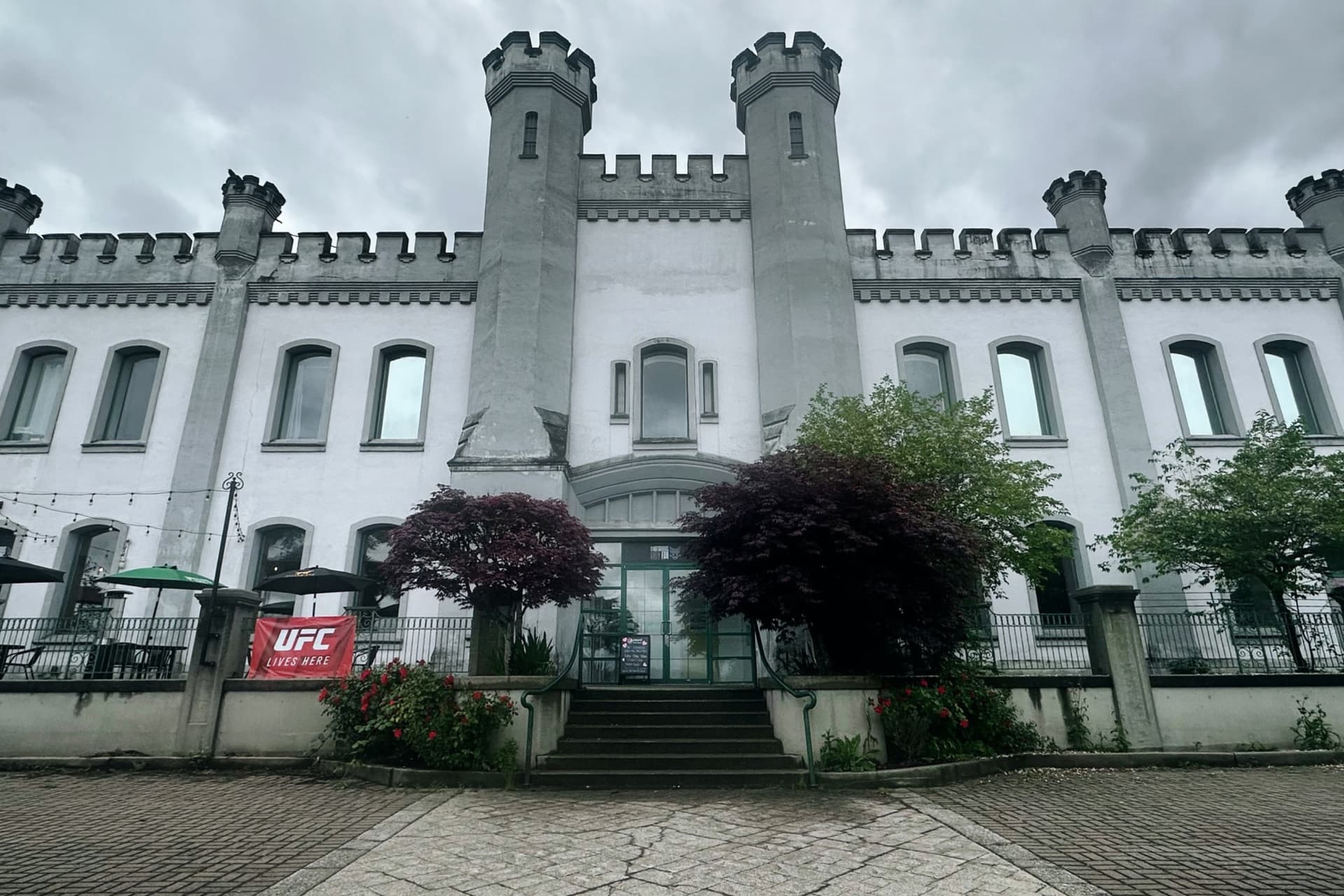 역사적인 New Westminster 교도소 안에 사무실과 리테일 공간이 열렸다!-이미지