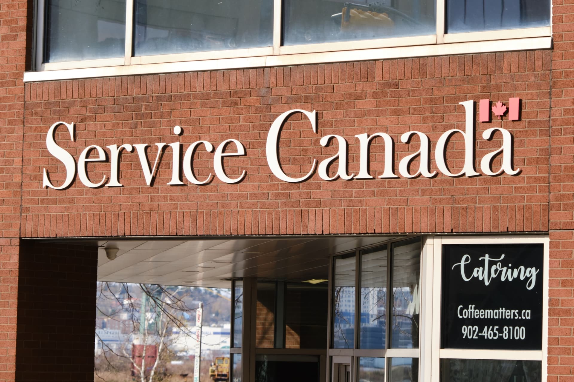 https://images.dailyhive.com/20250526133915/service-canada-1.jpg