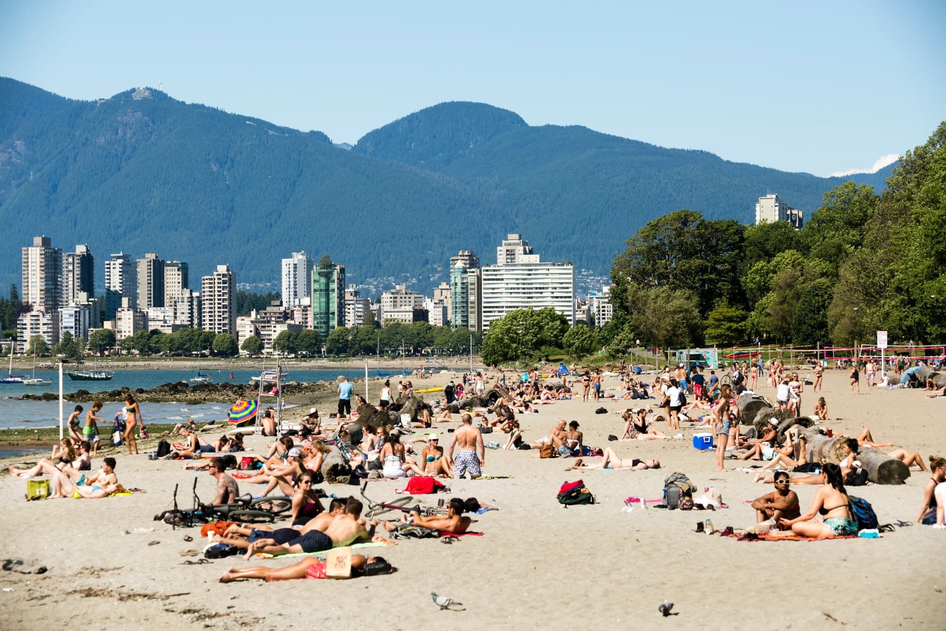 https://images.dailyhive.com/20250609094843/Vancouver-weather-2.jpg